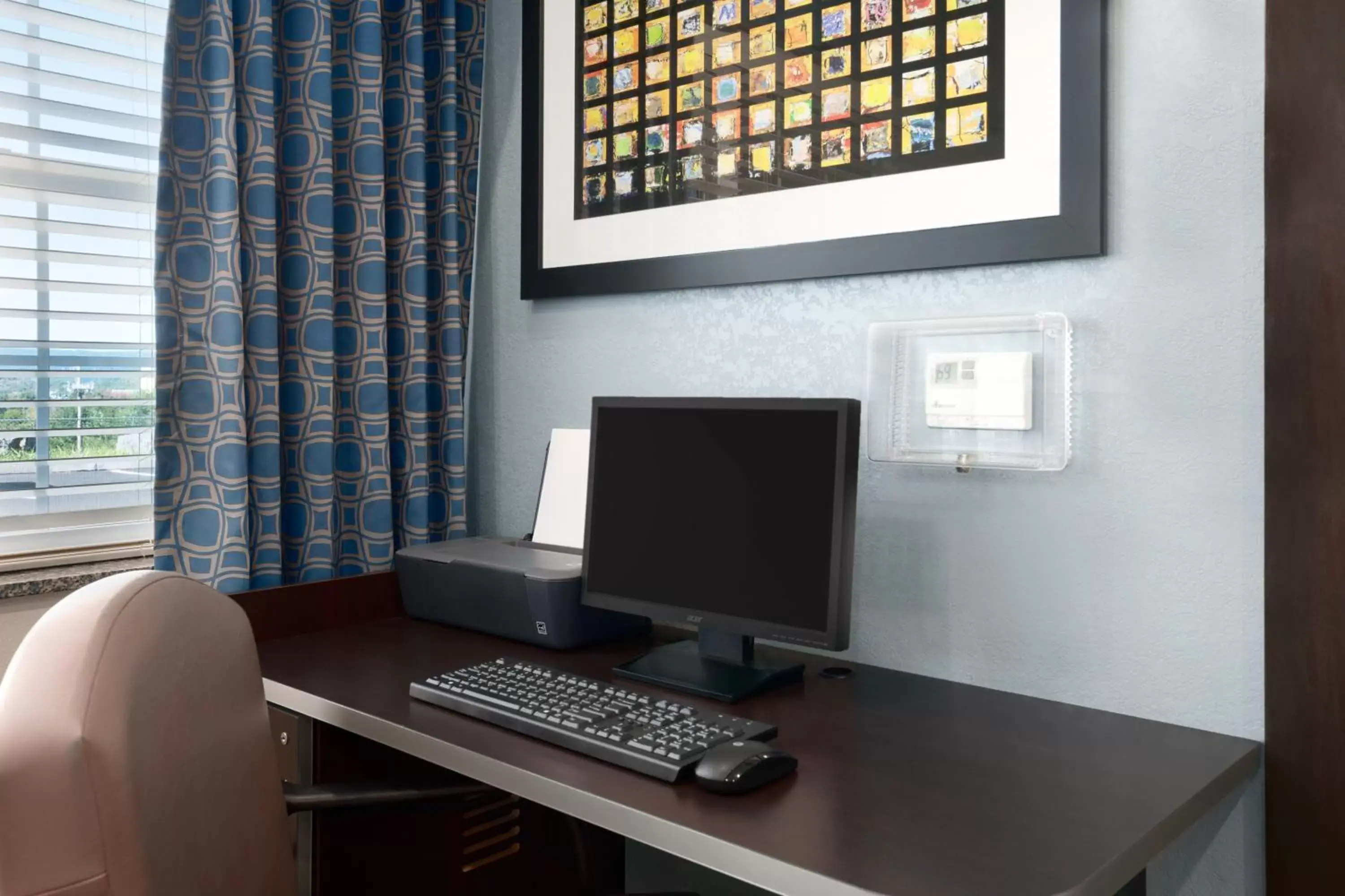 Business facilities in Microtel Inn & Suites by Wyndham Wilkes Barre