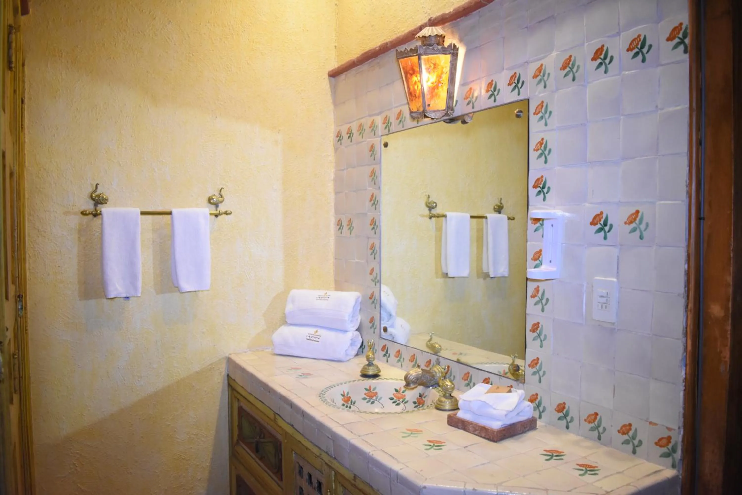 Deluxe Twin Room in La Joyita