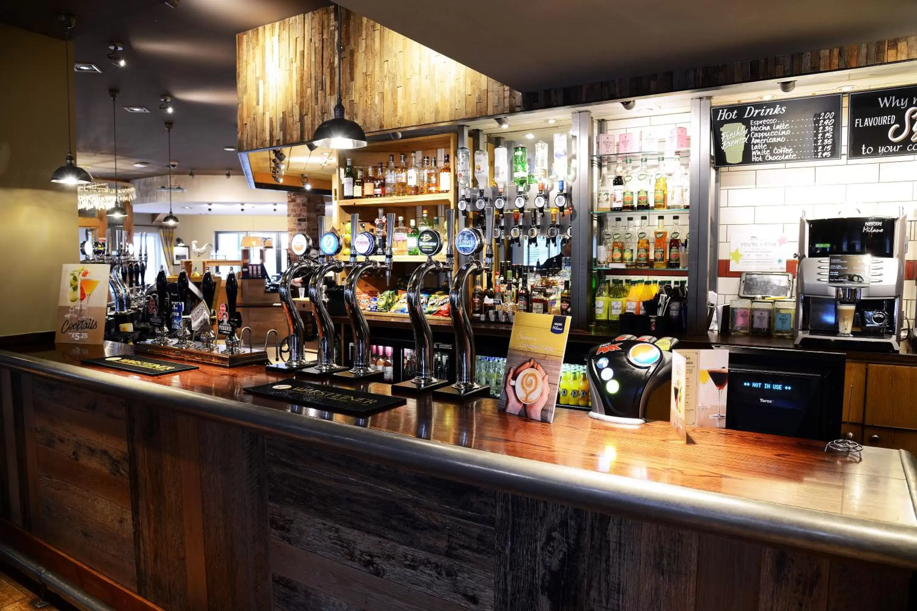 Lounge or bar, Lounge/Bar in Gamston Lock, Nottingham by Marston's Inns