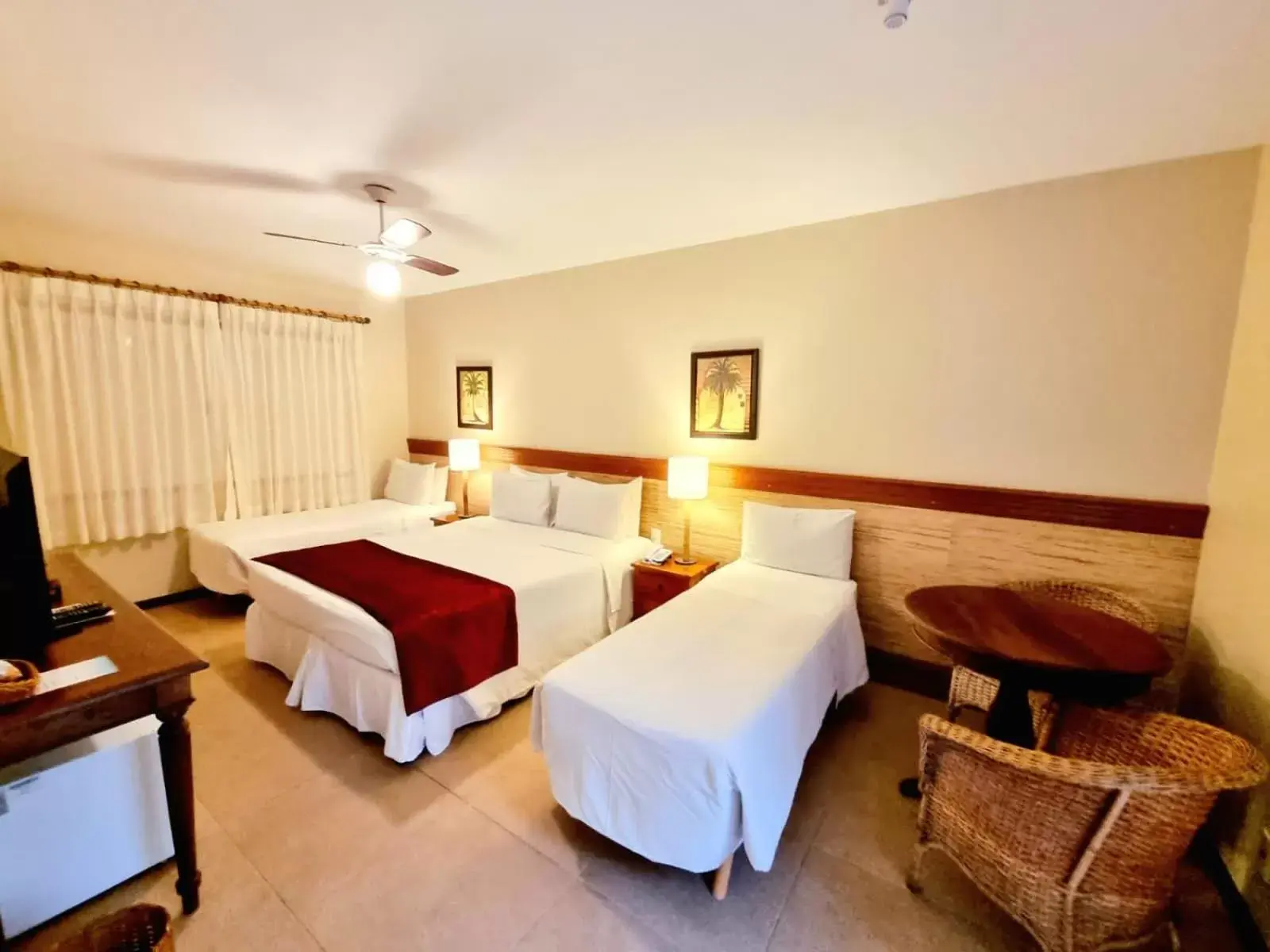 Quadruple Room with Garden View in Pousada Corsario Buzios Quadruple Room with Garden View in Pousada Corsario Buzios