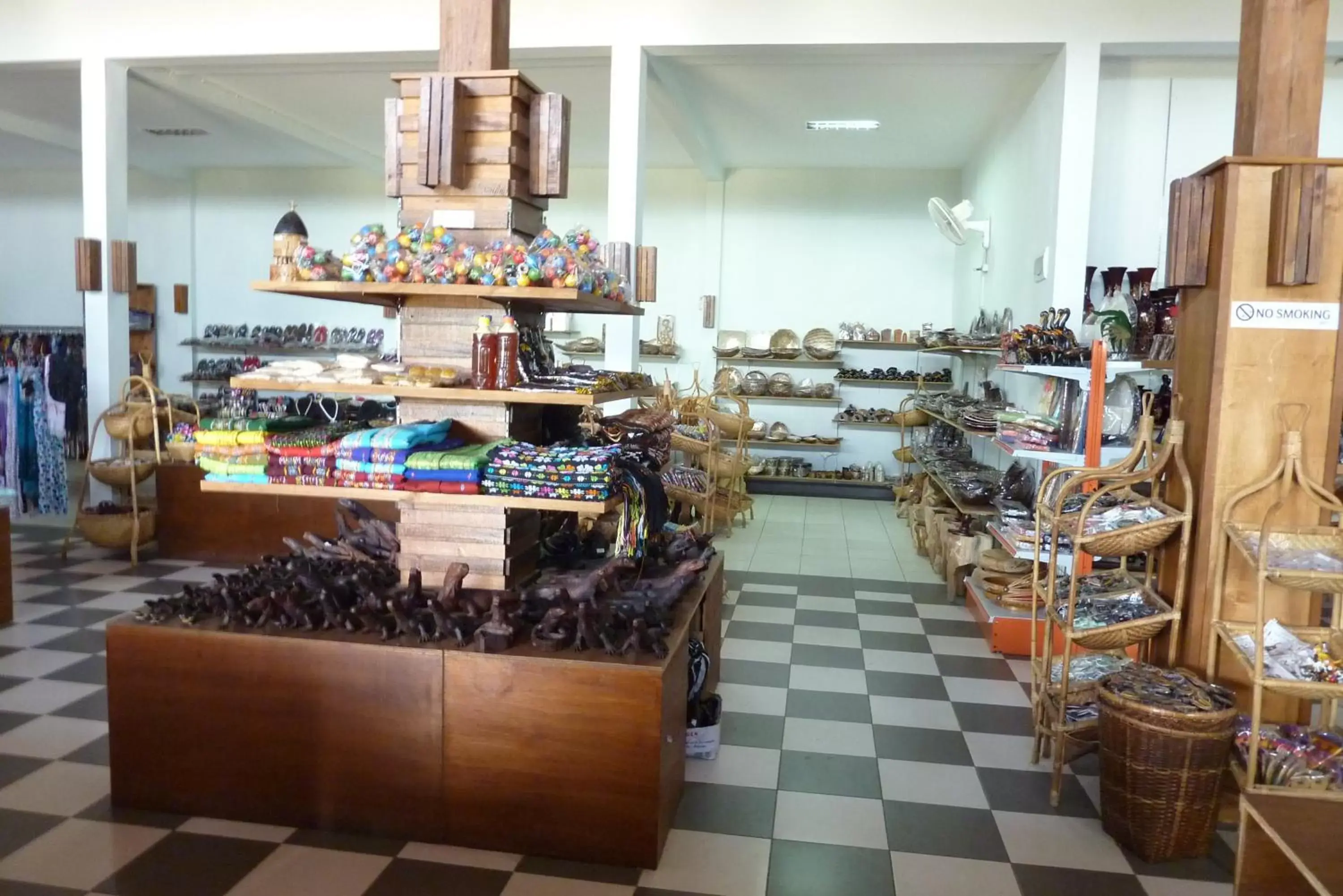 On-site shops in Exotic Komodo Hotel