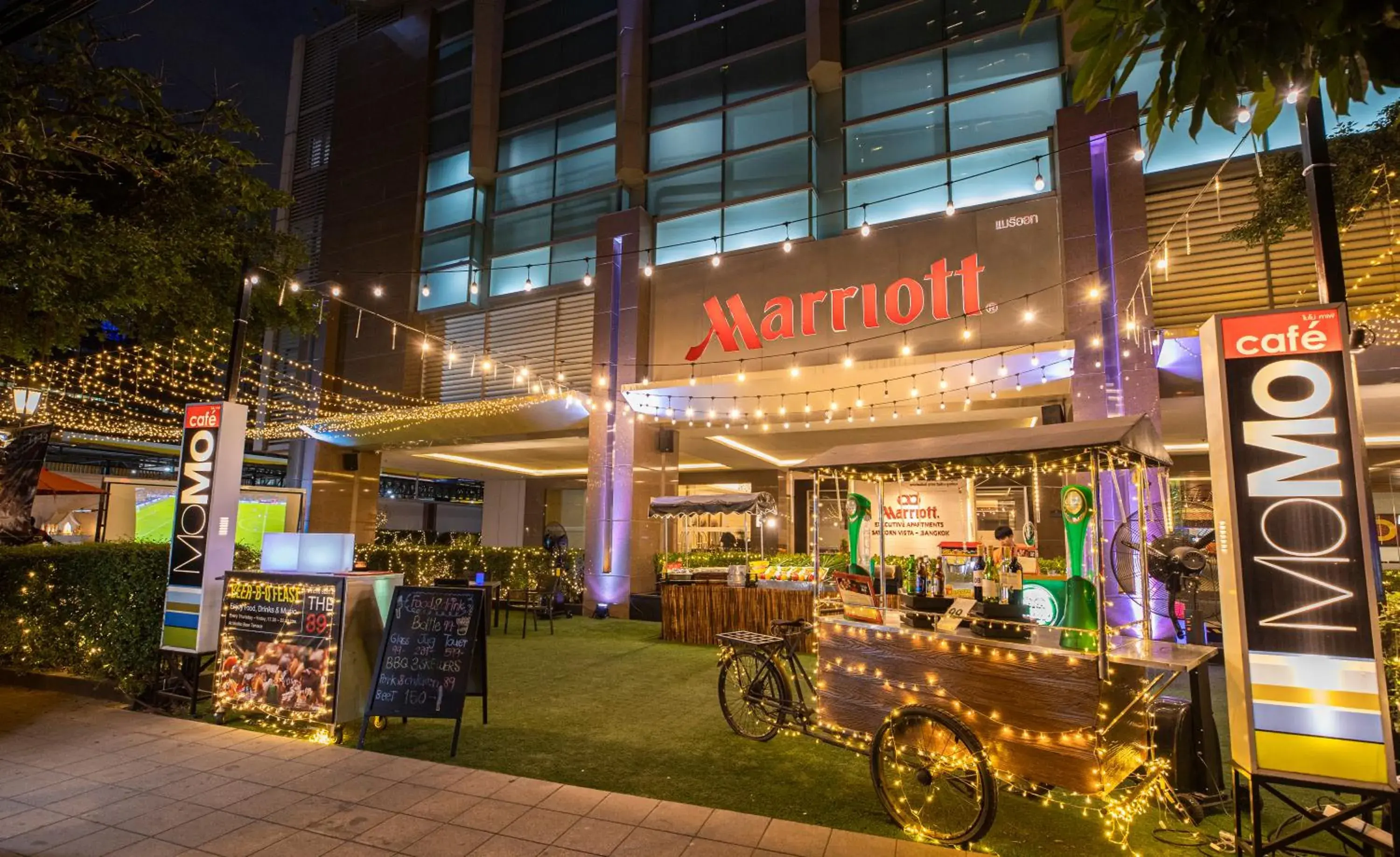Restaurant/places to eat in Sathorn Vista, Bangkok - Marriott Executive Apartments