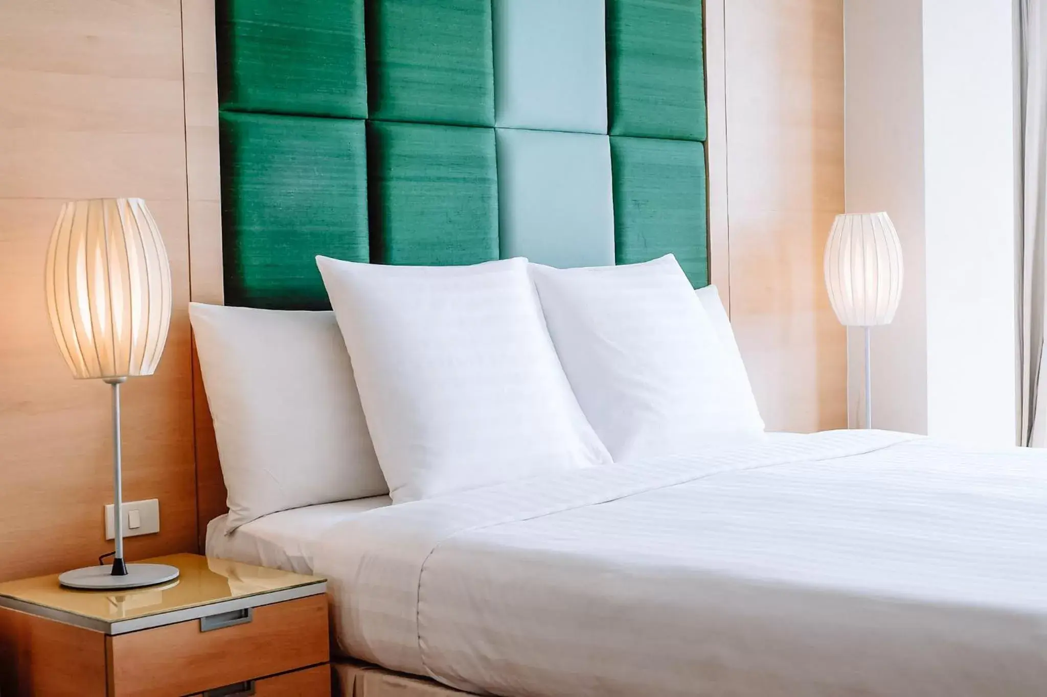 Bedroom, Bed in Urbana Langsuan Hotel - SHA Extra Plus