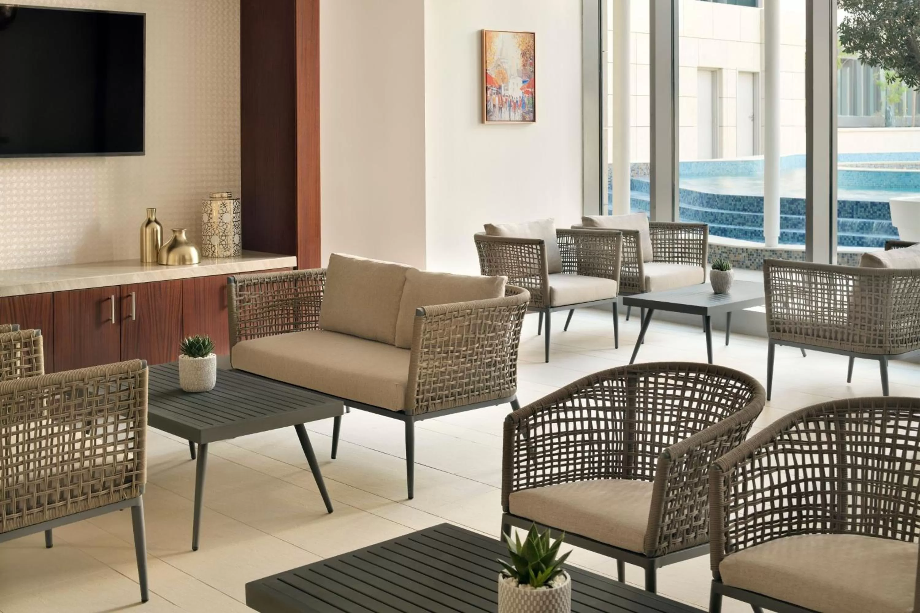 Restaurant/places to eat in Le Meridien City Center Doha