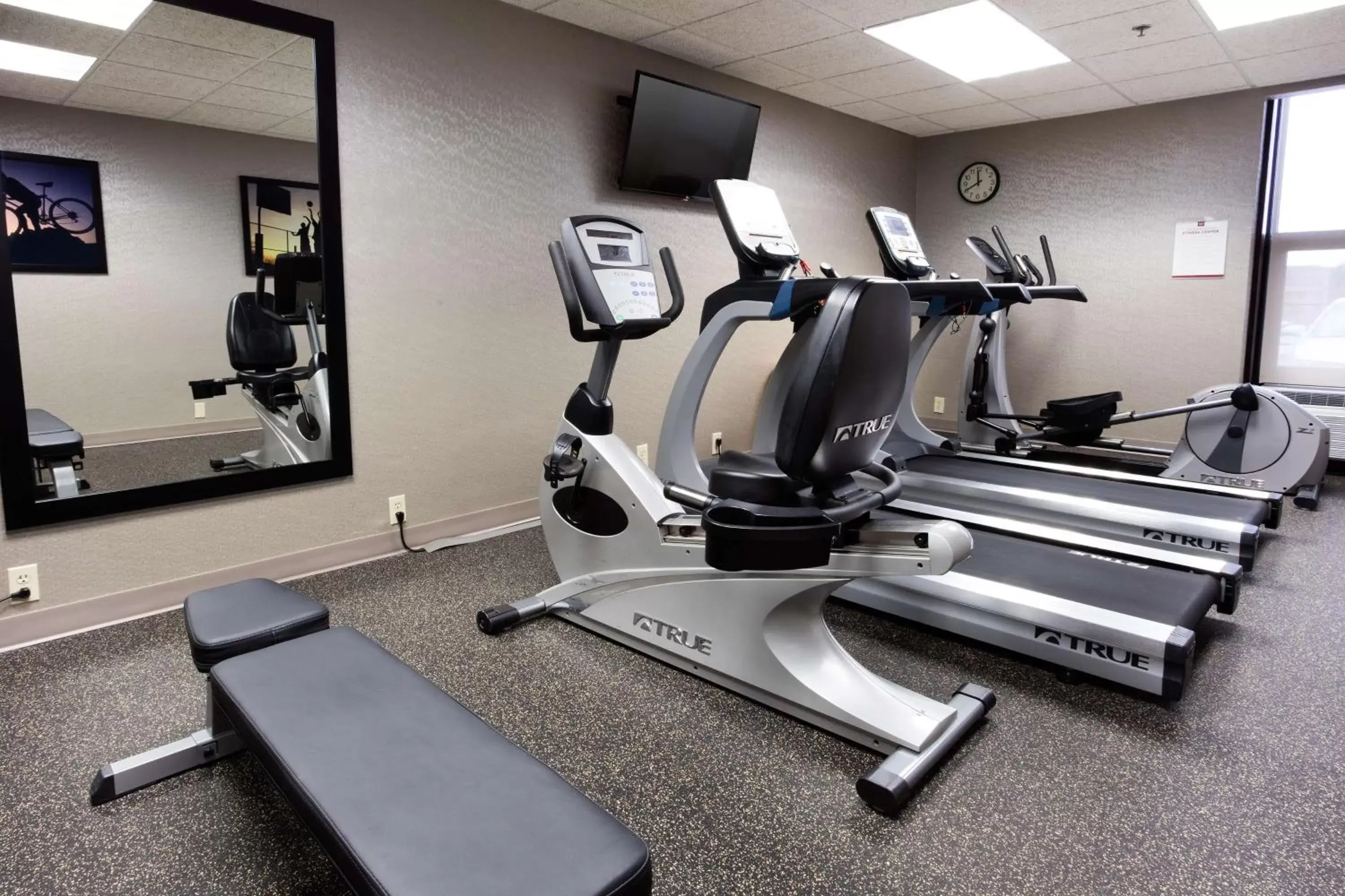 Activities, Fitness Center/Facilities in Drury Inn & Suites Kansas City Airport