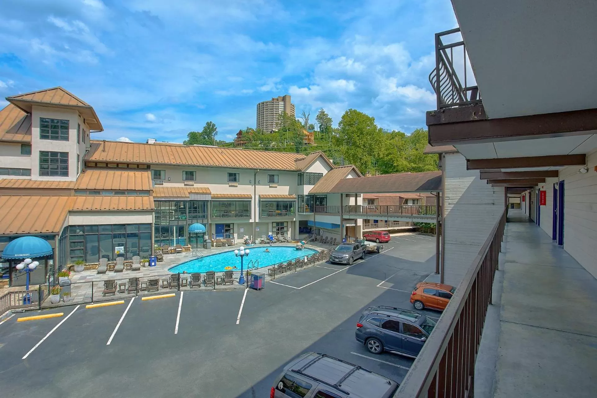 Property building in Sidney James Mountain Lodge