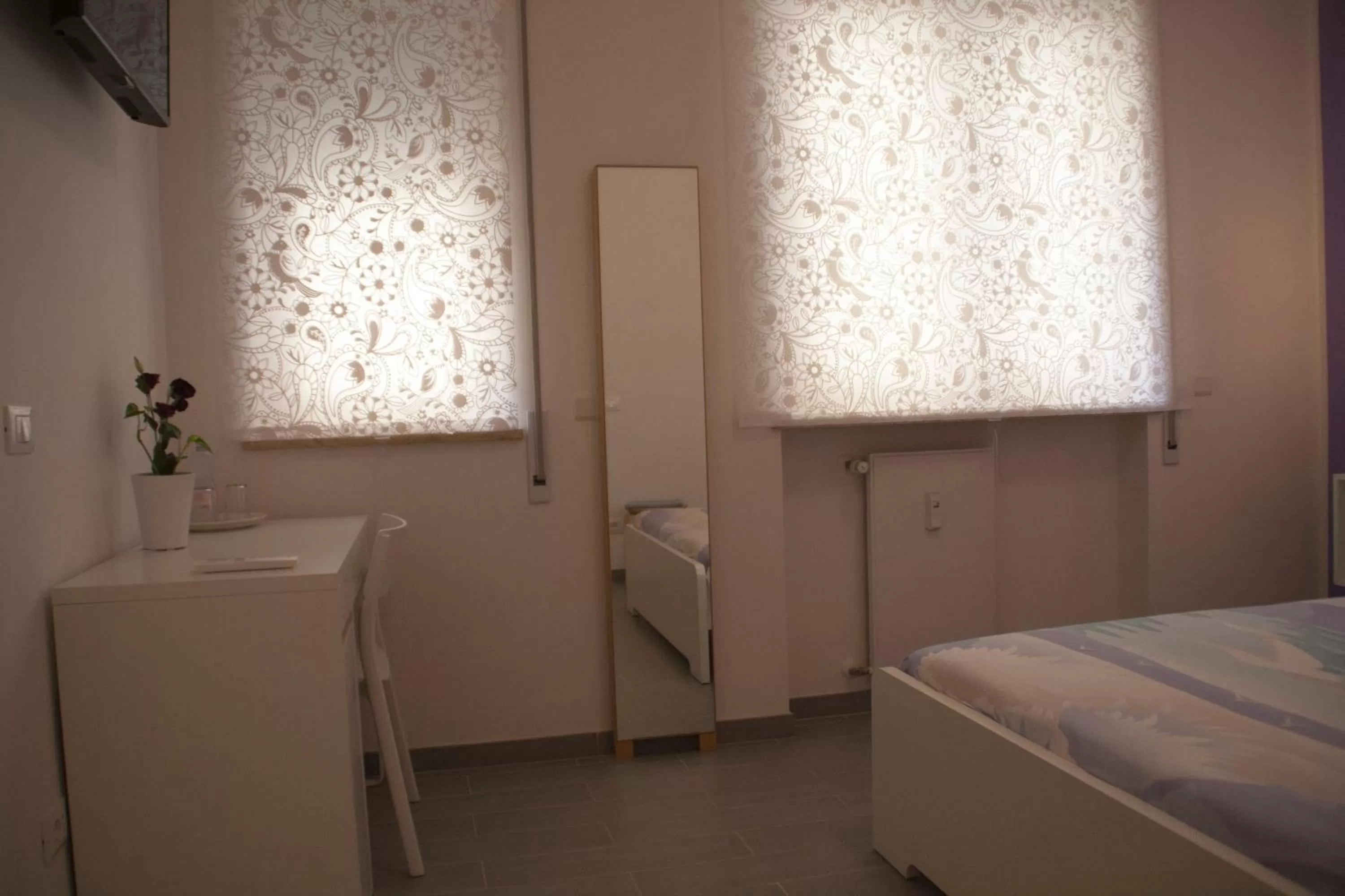 Photo of the whole room, Bed in DaNoi in Trastevere