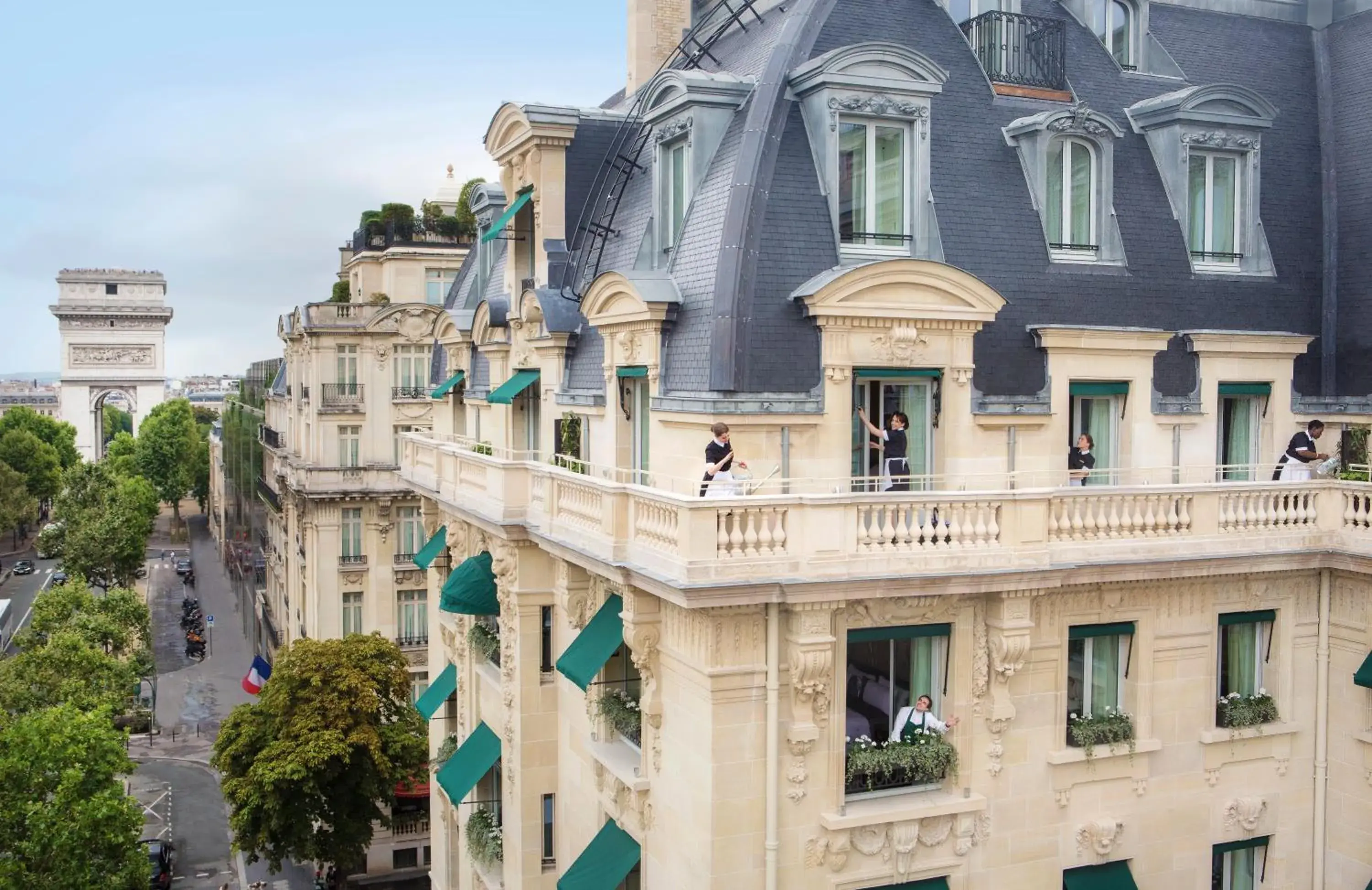 Bird's eye view, Property Building in Hotel The Peninsula Paris