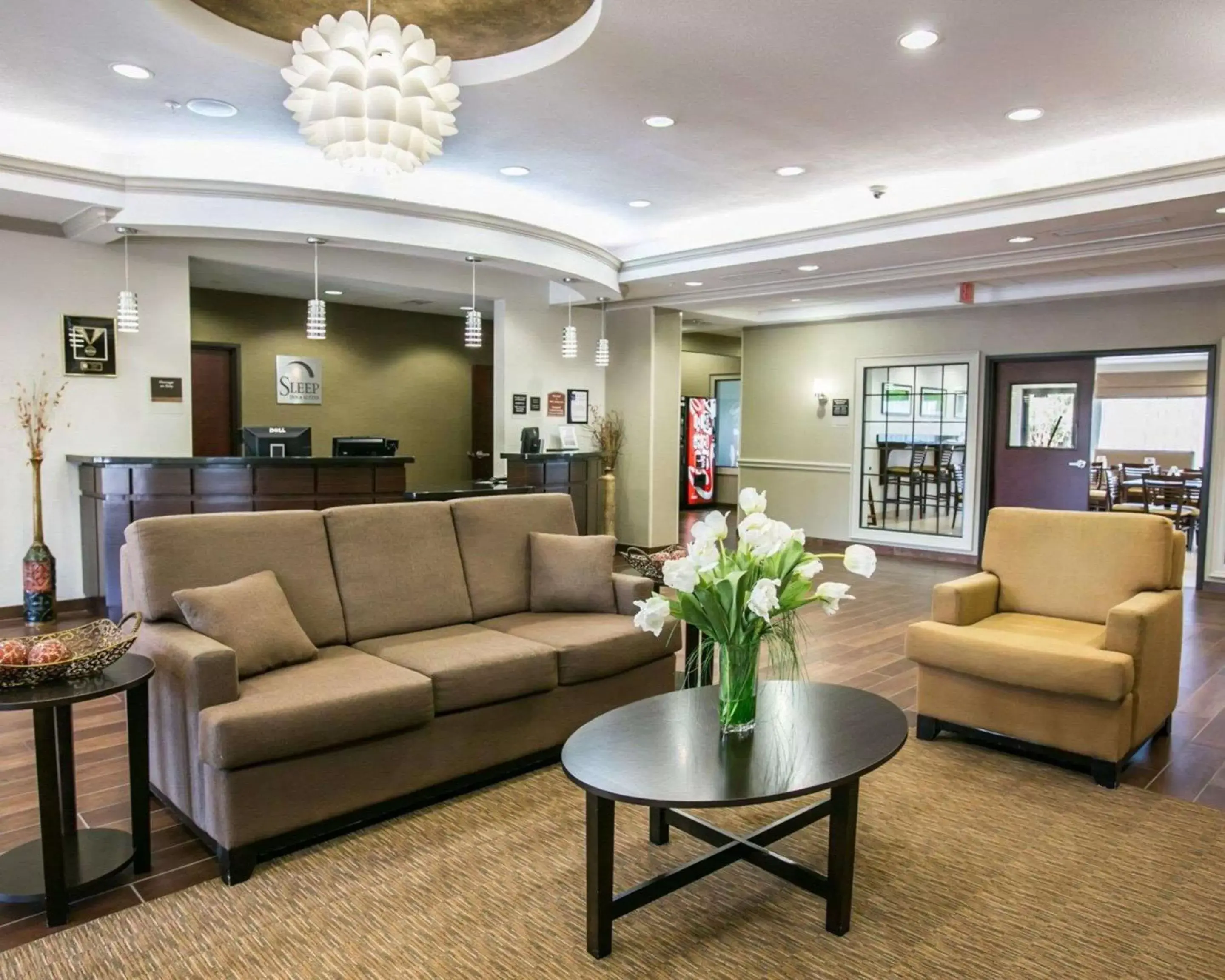 Lobby or reception, Lobby/Reception in Restwell Inn & Suites I-45 North