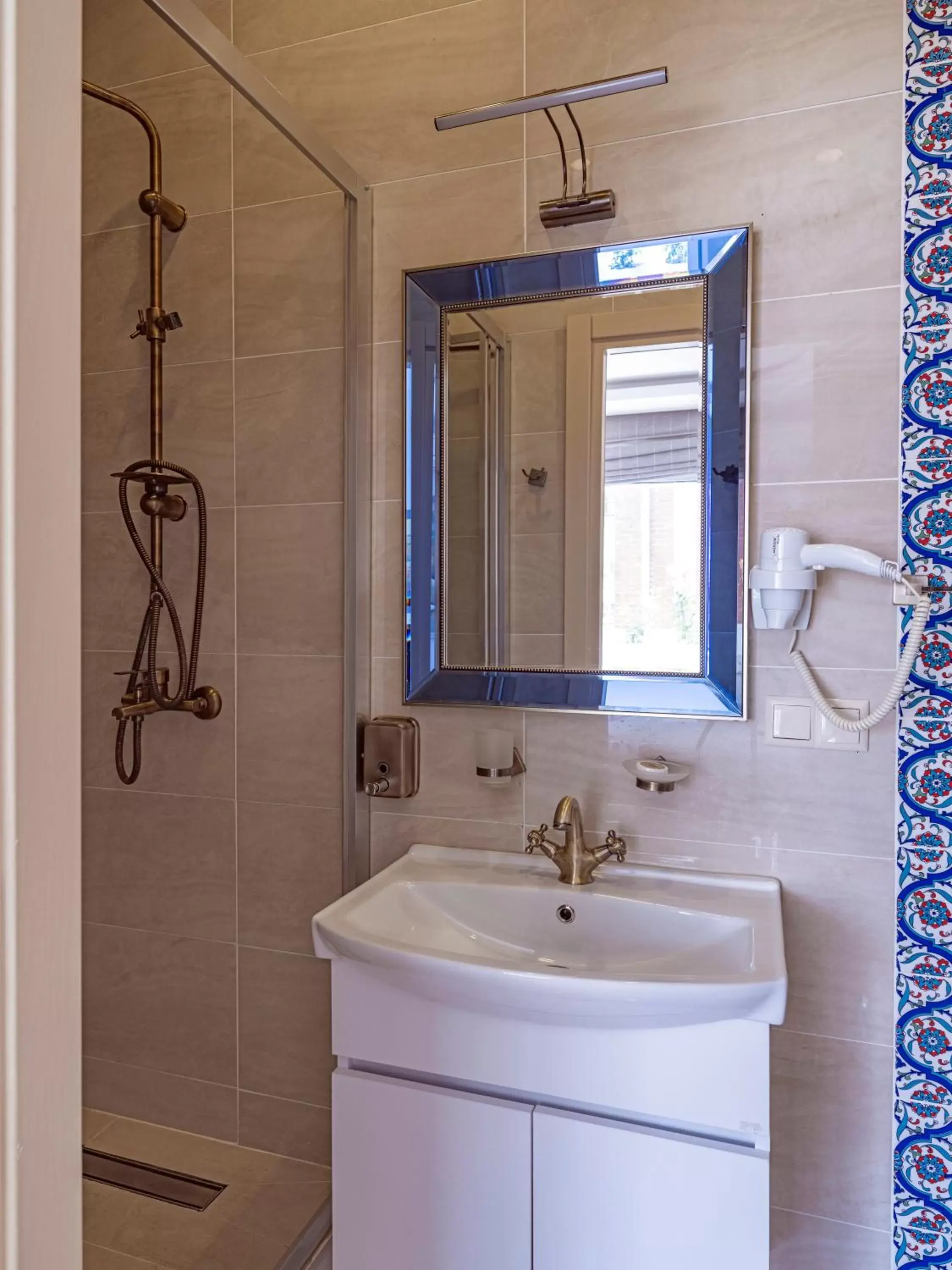 Bathroom in Ragip Pasha Apartments