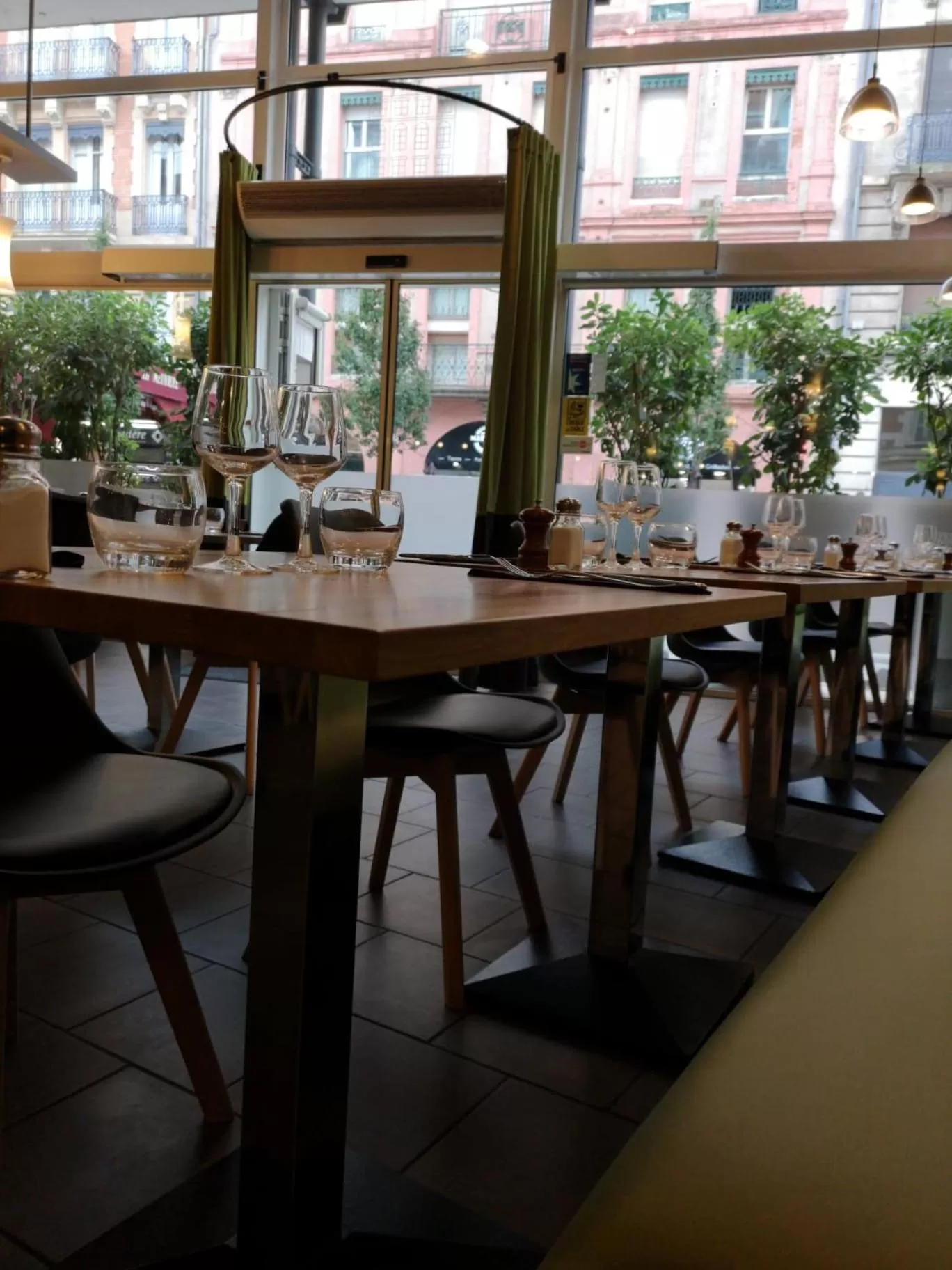 Restaurant/places to eat in ibis Toulouse Gare Matabiau