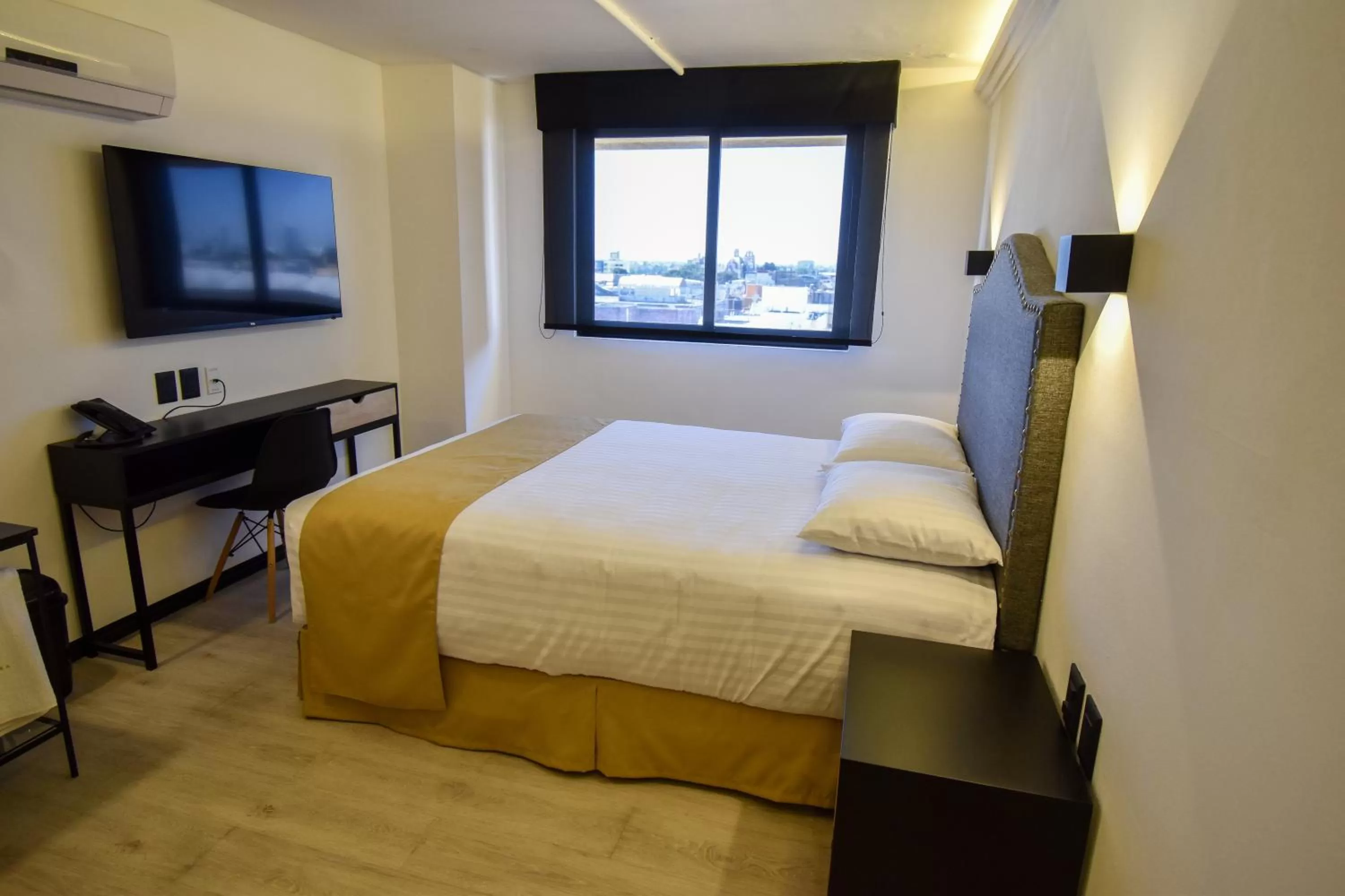 Queen Room in Hotel Tamara
