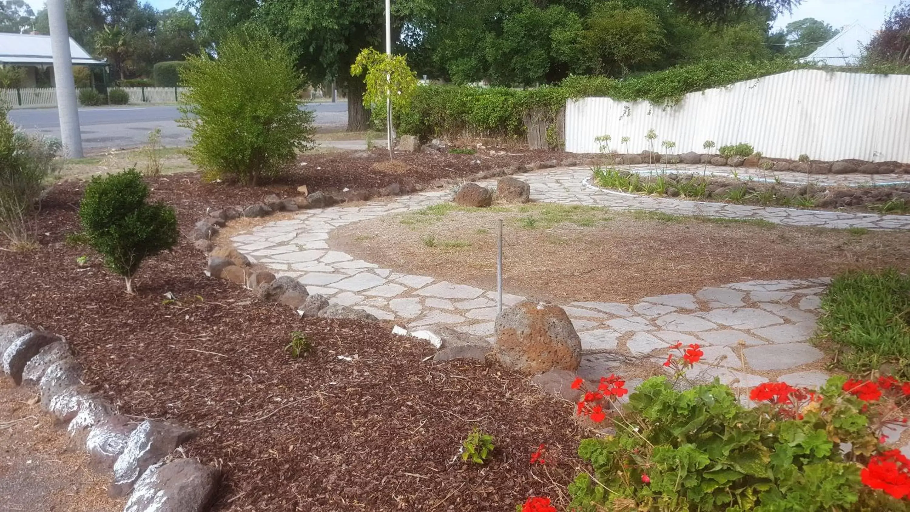 Garden in Clunes Motel