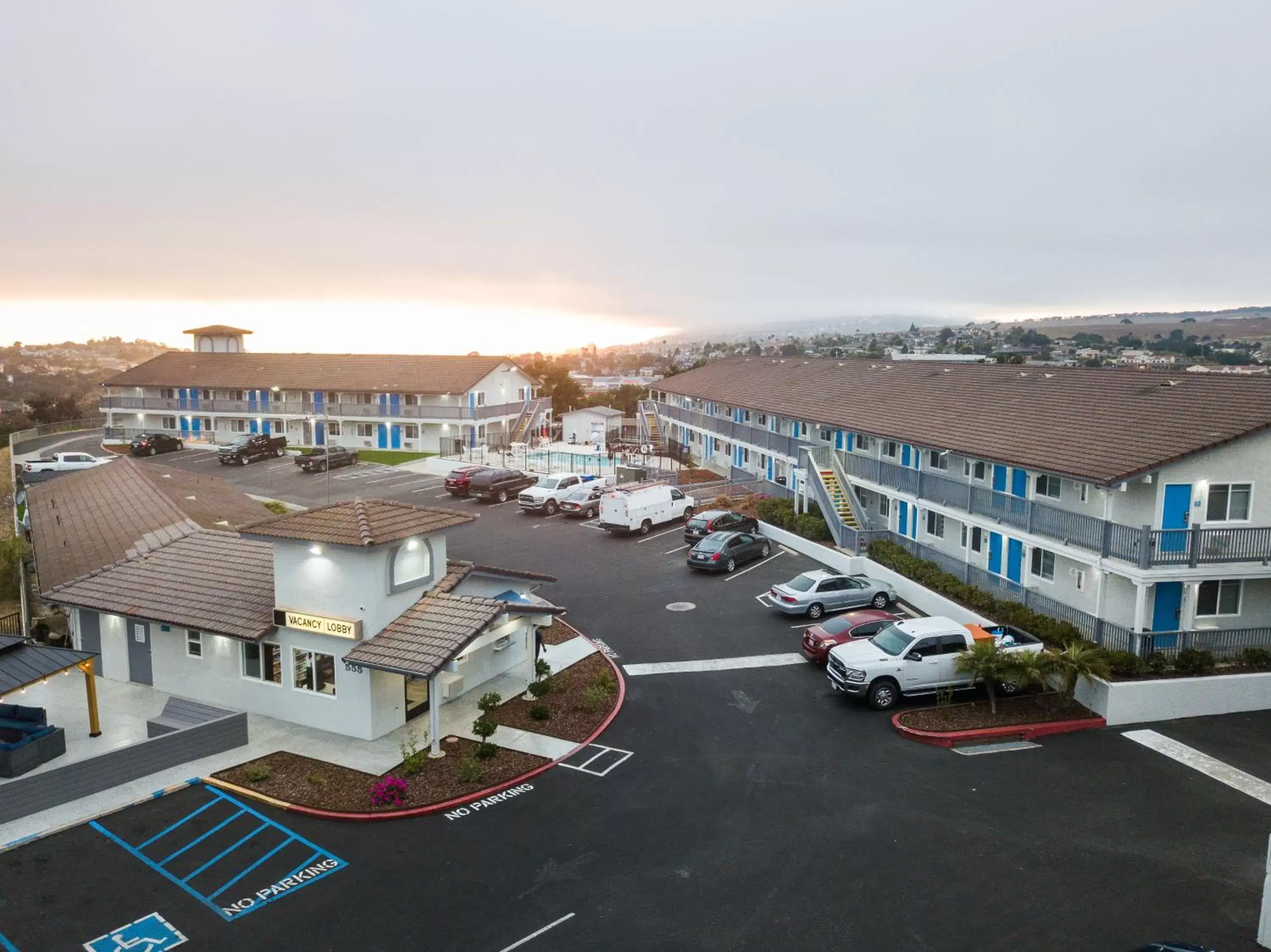 Pismo View Inn