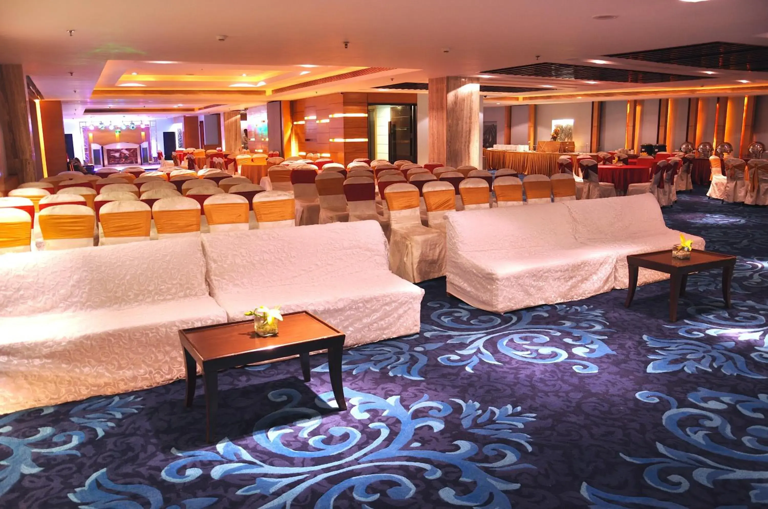 Banquet/Function facilities, Banquet Facilities in Fortune Sector 27 Noida