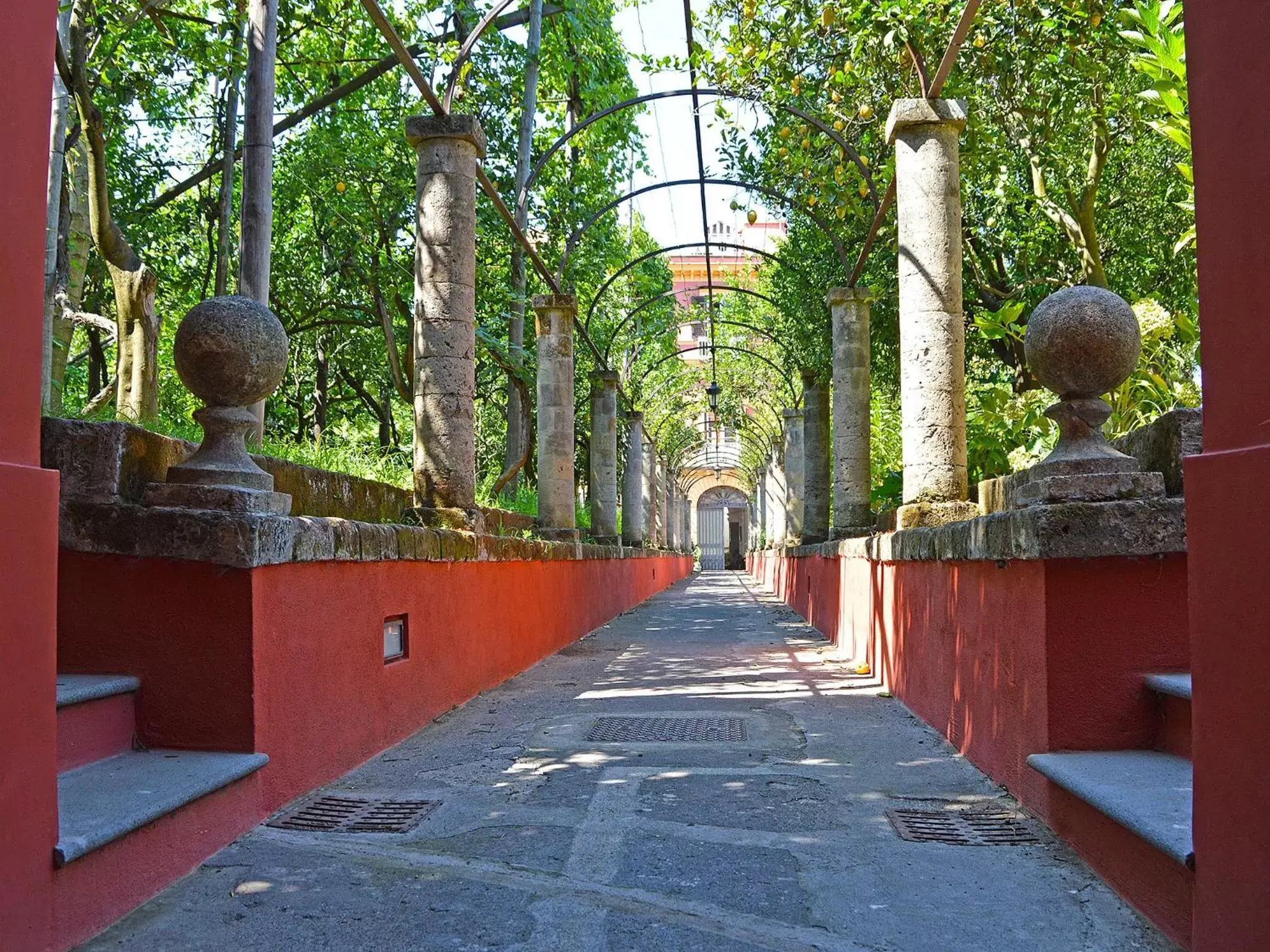 Facade/entrance in The Secret Garden Relais