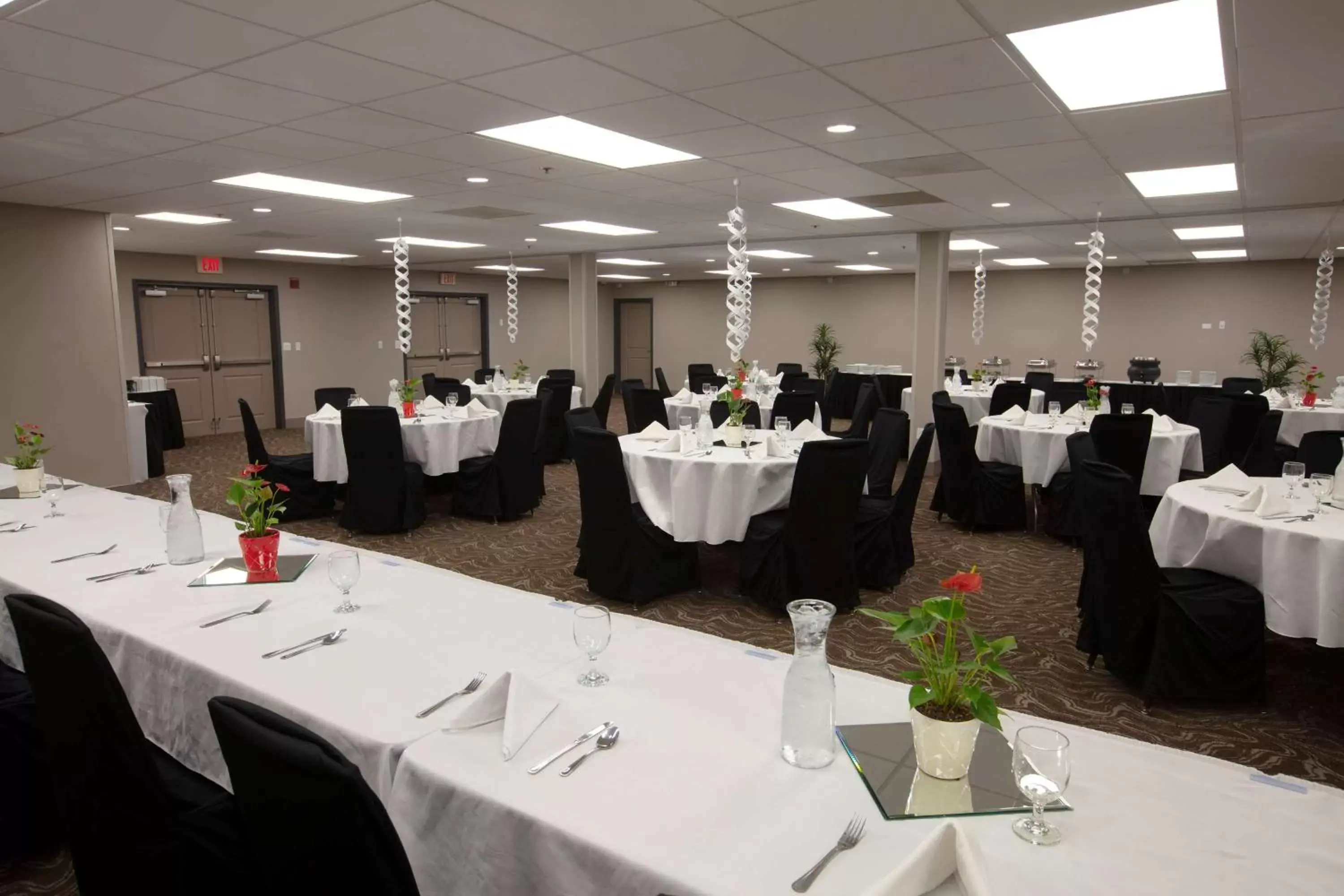 On site, Banquet Facilities in Country Inn & Suites by Radisson, Fargo, ND