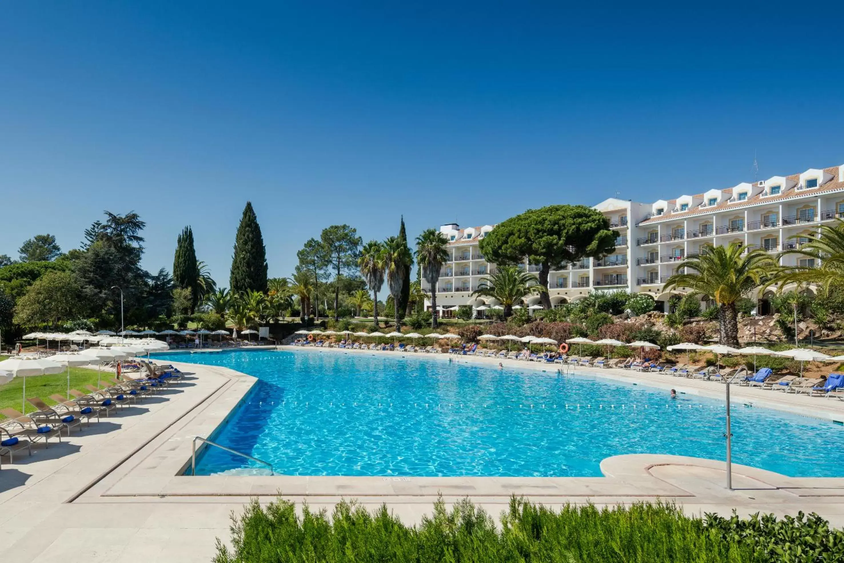 Facade/entrance, Swimming Pool in Penina Hotel & Golf Resort