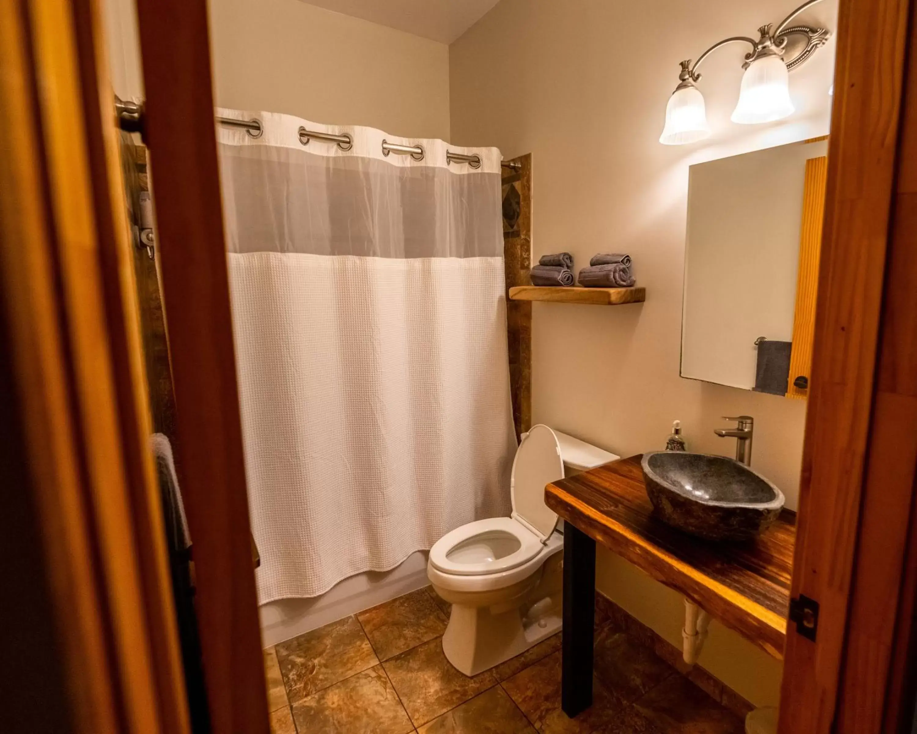 Bathroom in Jensen Beach Inn