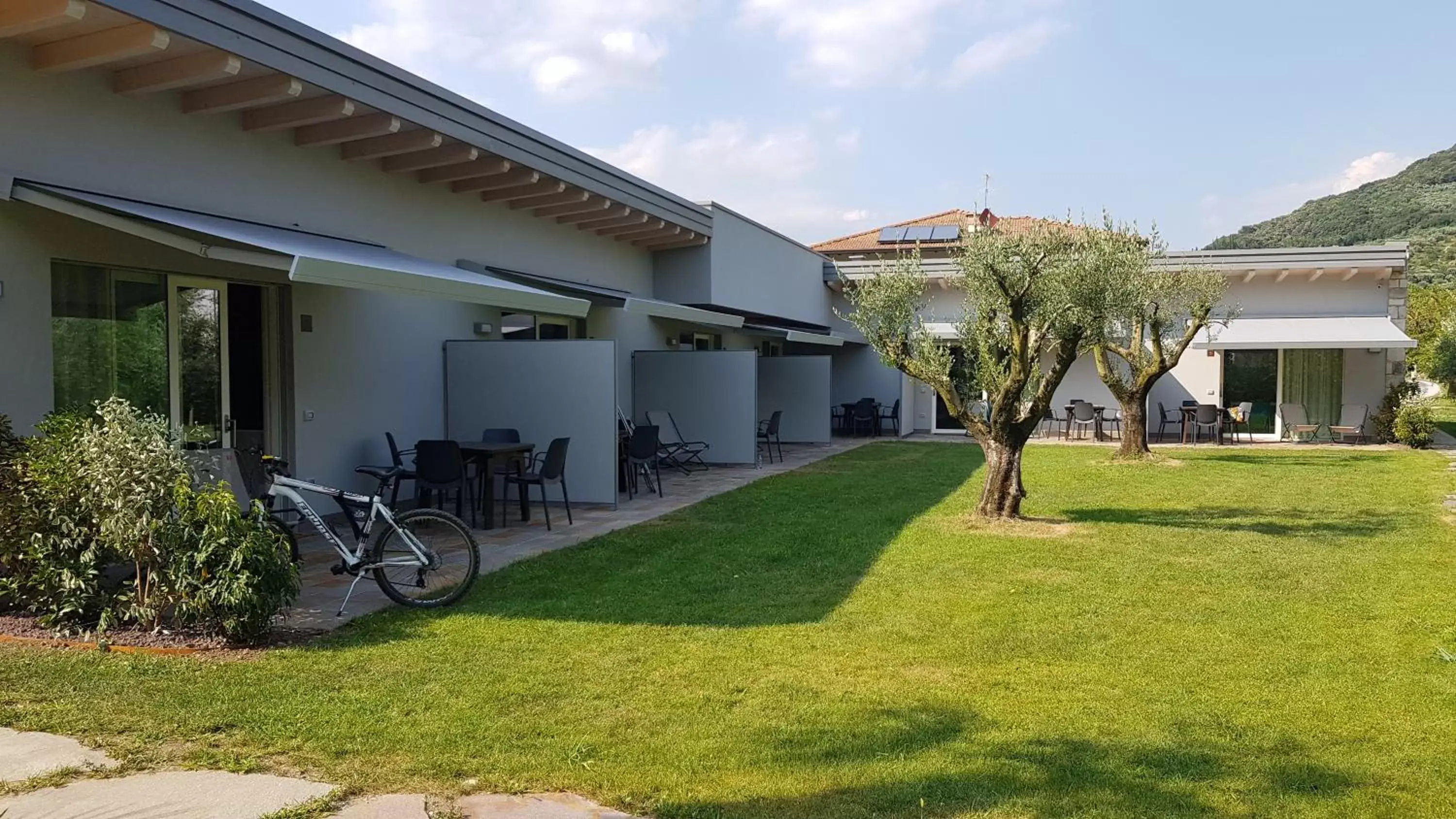 Garden, Property Building in Casa Maria Apartments