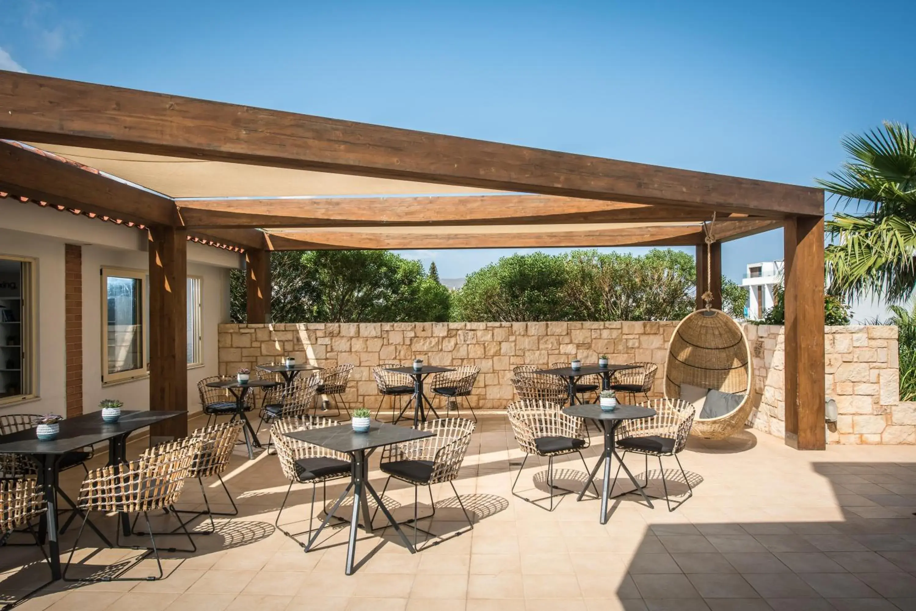 Lounge or bar in Aelius Hotel and Spa Lounge or bar in Aelius Hotel and Spa