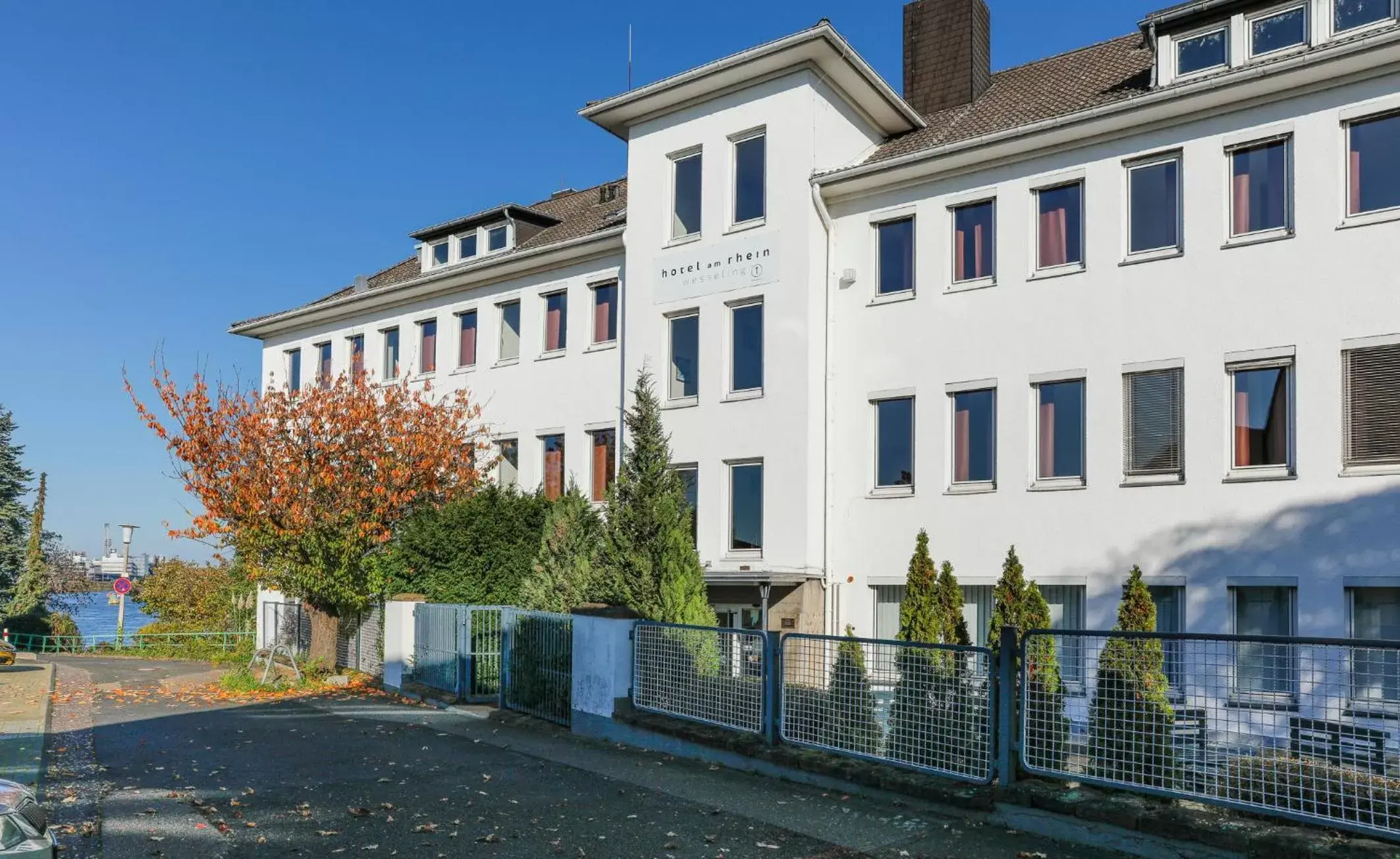 Property Building in Hotel am Rhein
