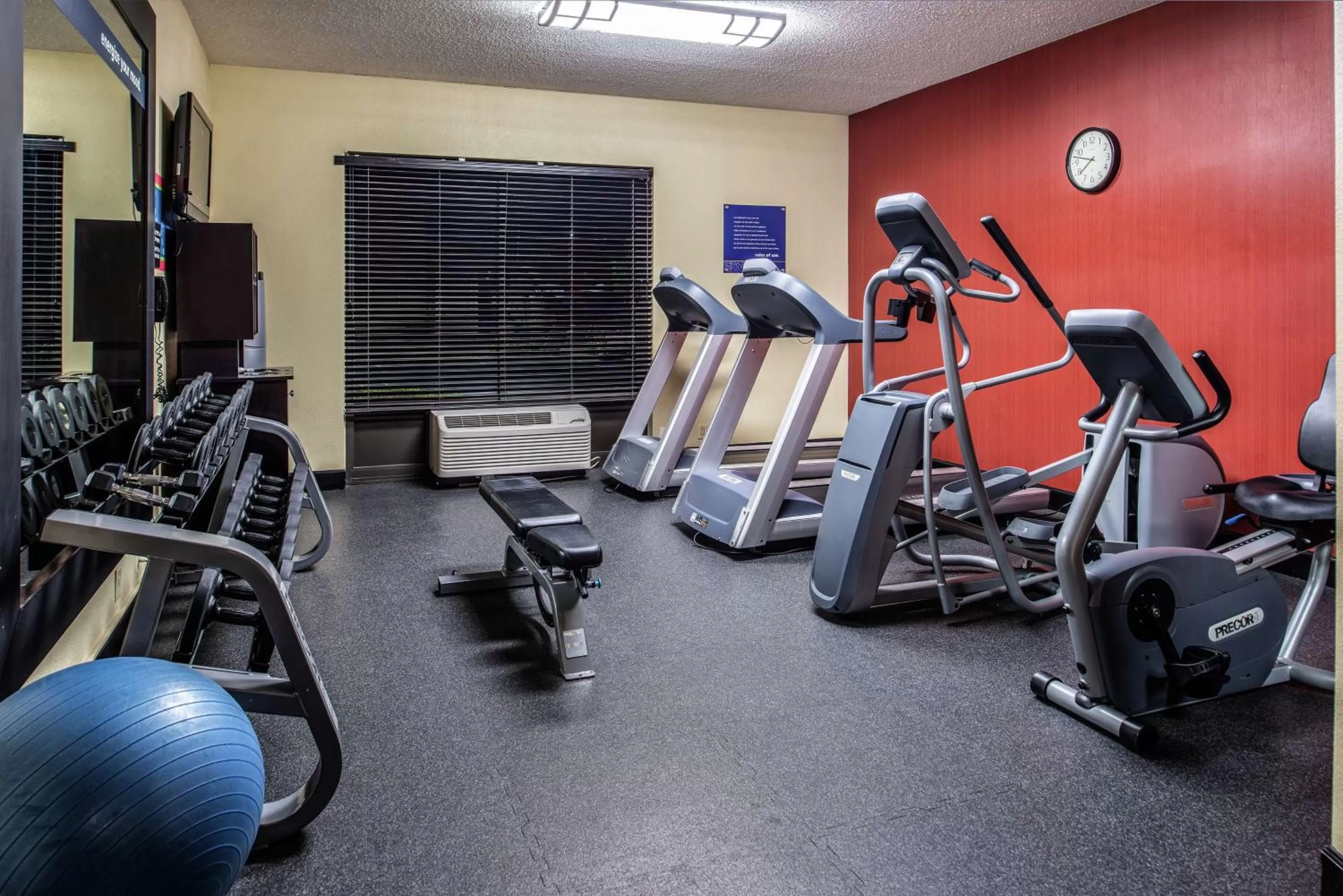 Fitness centre/facilities in Hampton Inn Albuquerque - University/Midtown