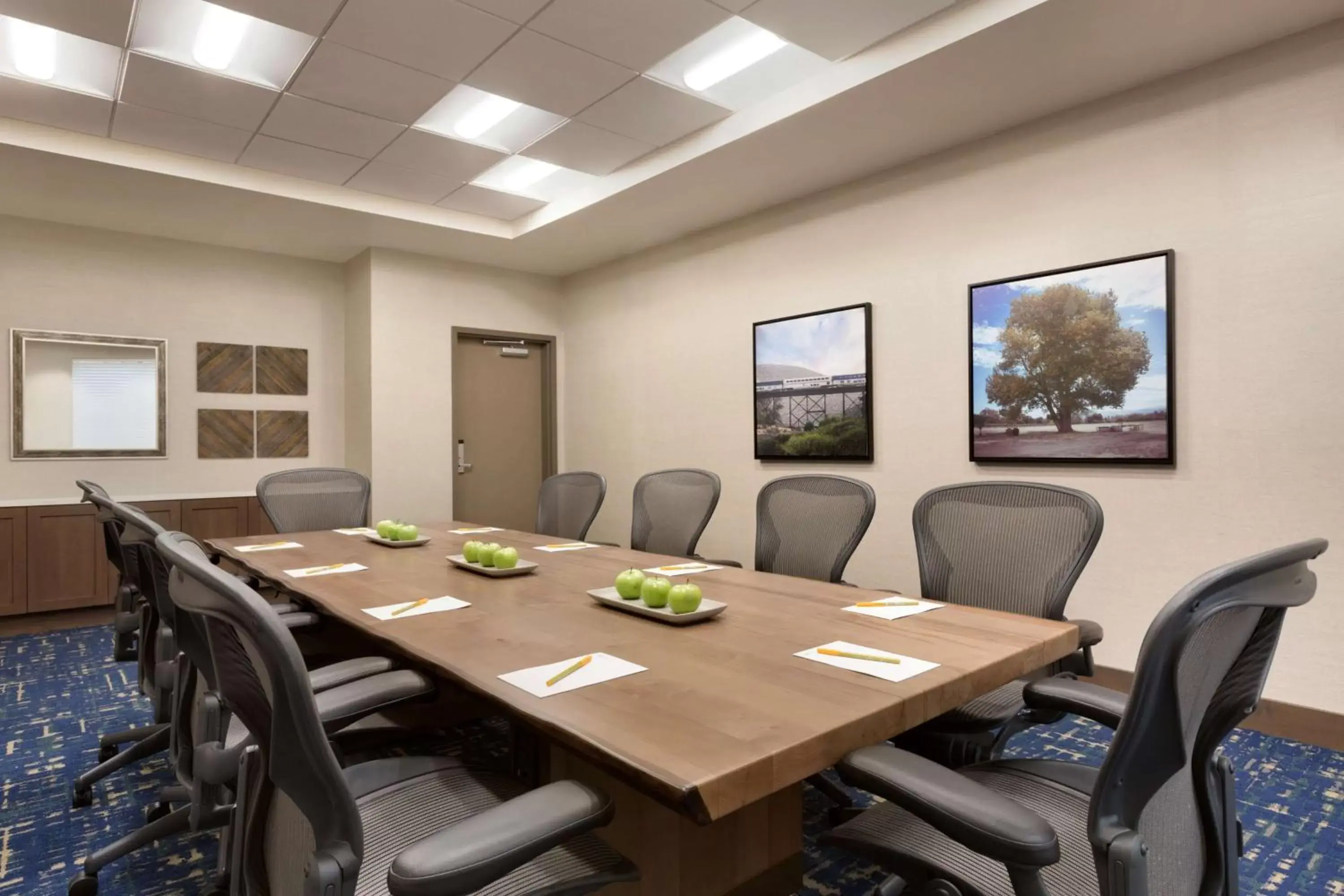 Meeting/conference room in Hilton Garden Inn Lompoc, Ca