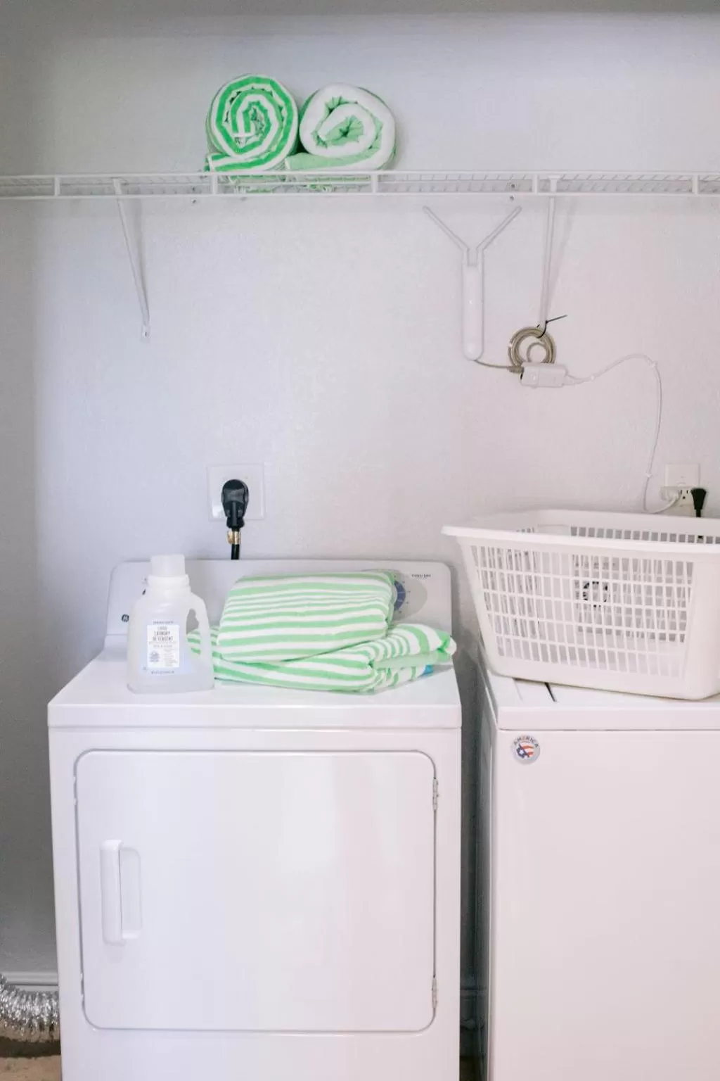 washing machine in Vistalmar Beach Resort