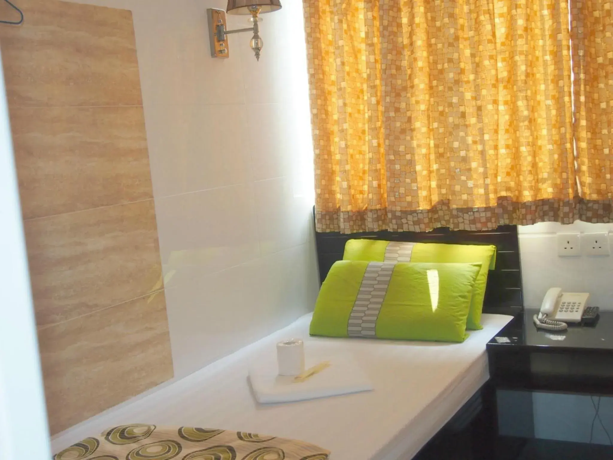 Single Room in Ashoka Hostel
