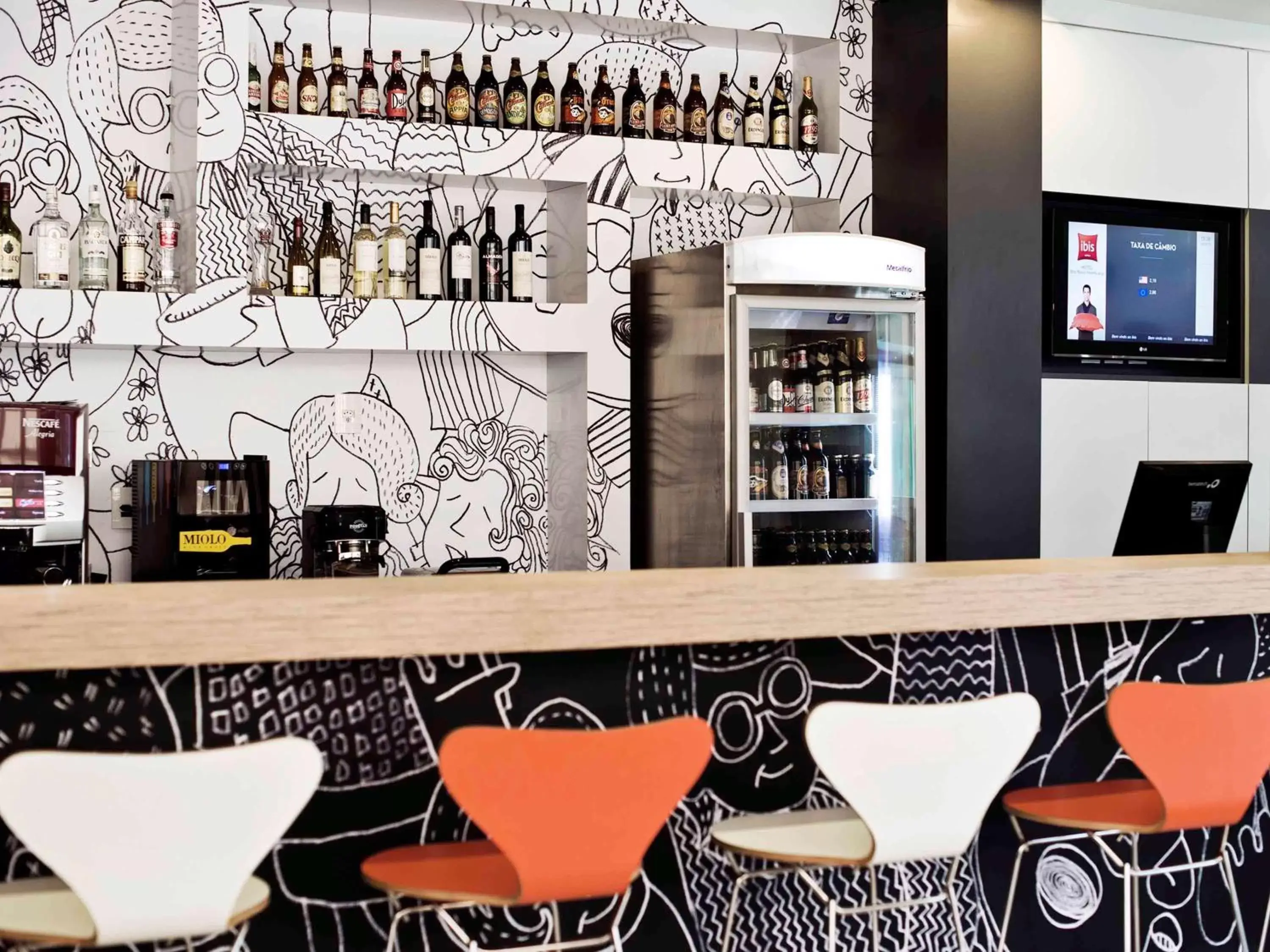 Property building, Lounge/Bar in ibis Novo Hamburgo