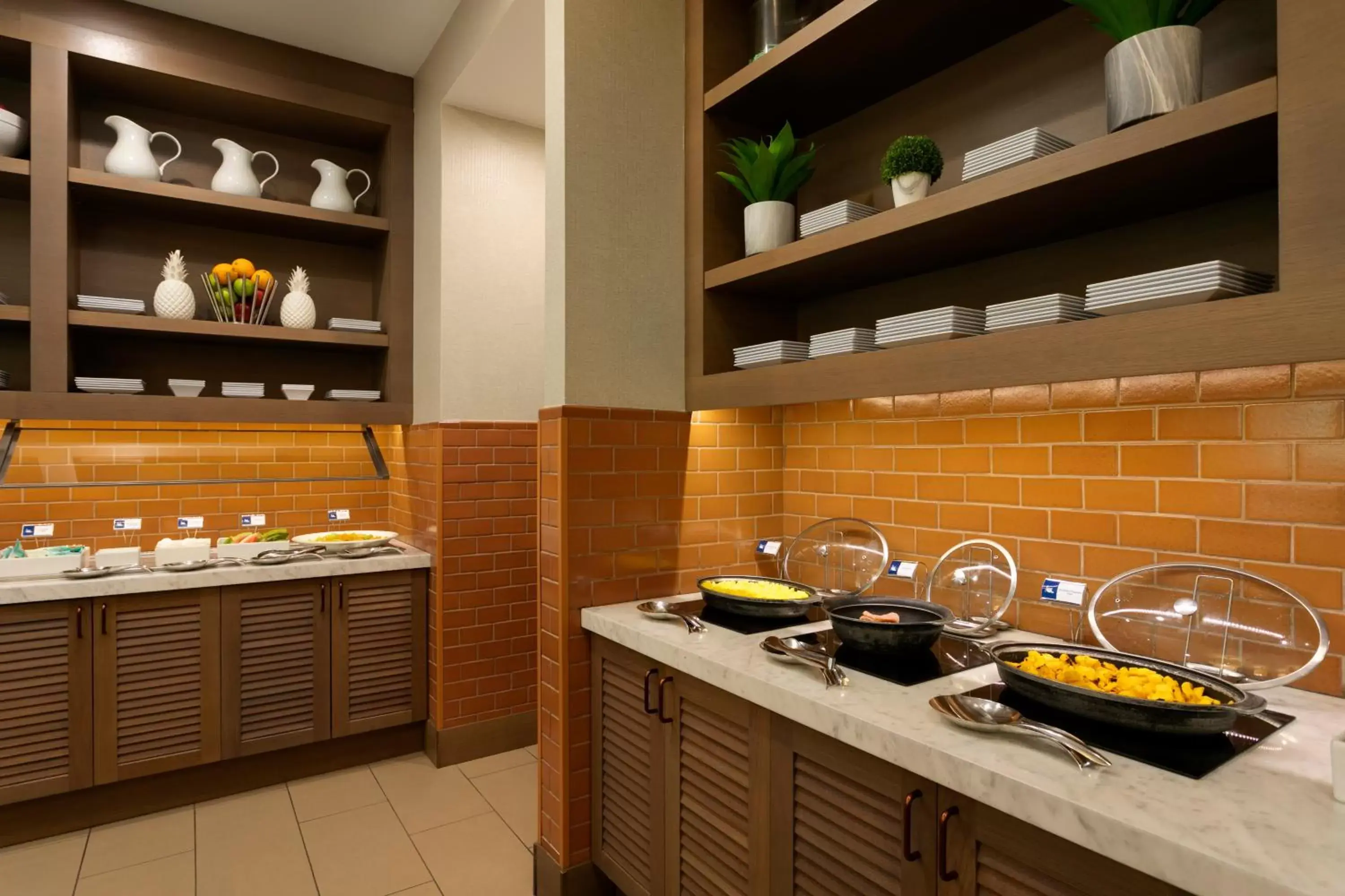 Kitchen or kitchenette, Kitchen/Kitchenette in Hyatt House San Juan