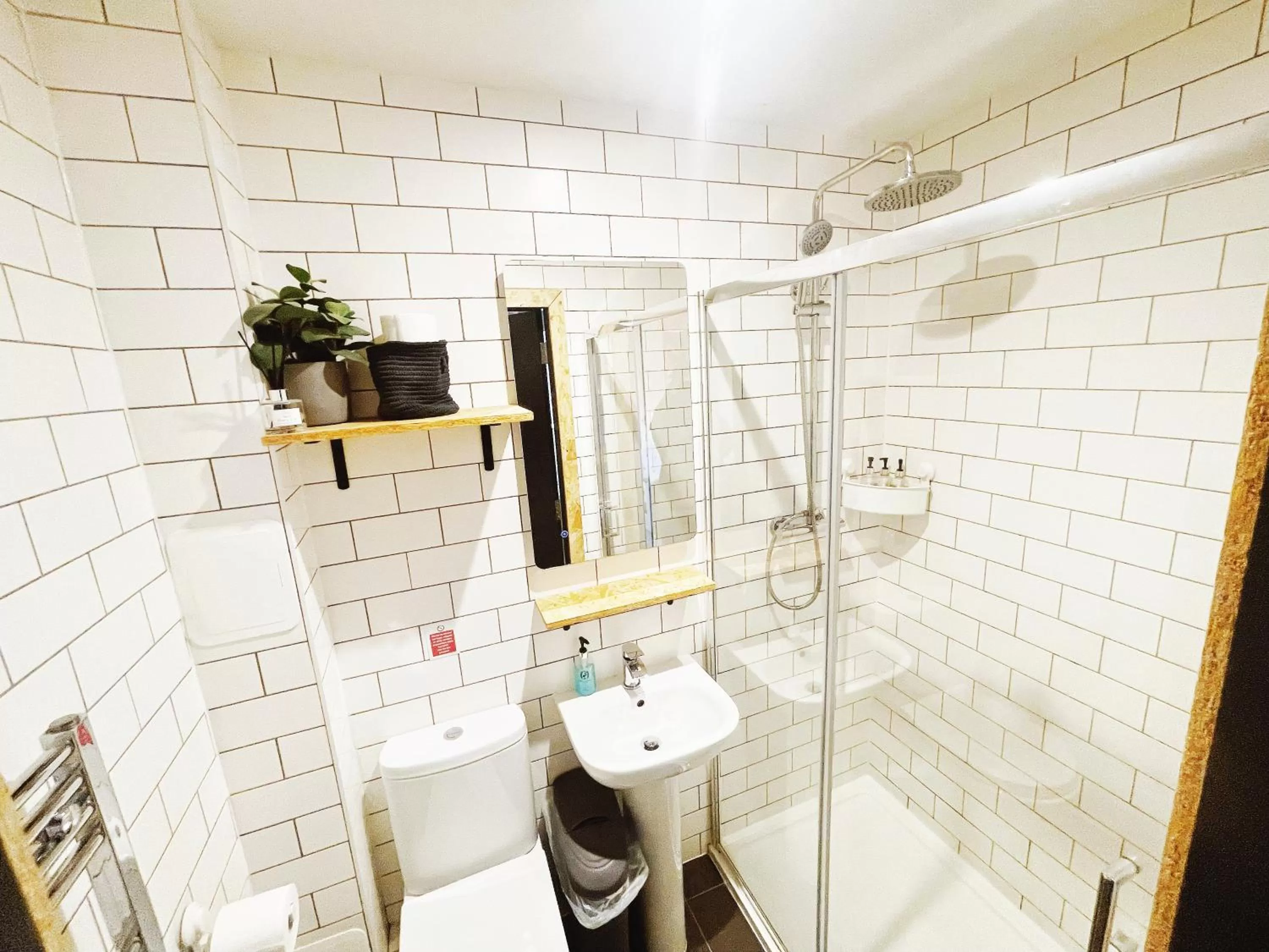 Shower in On The Walk