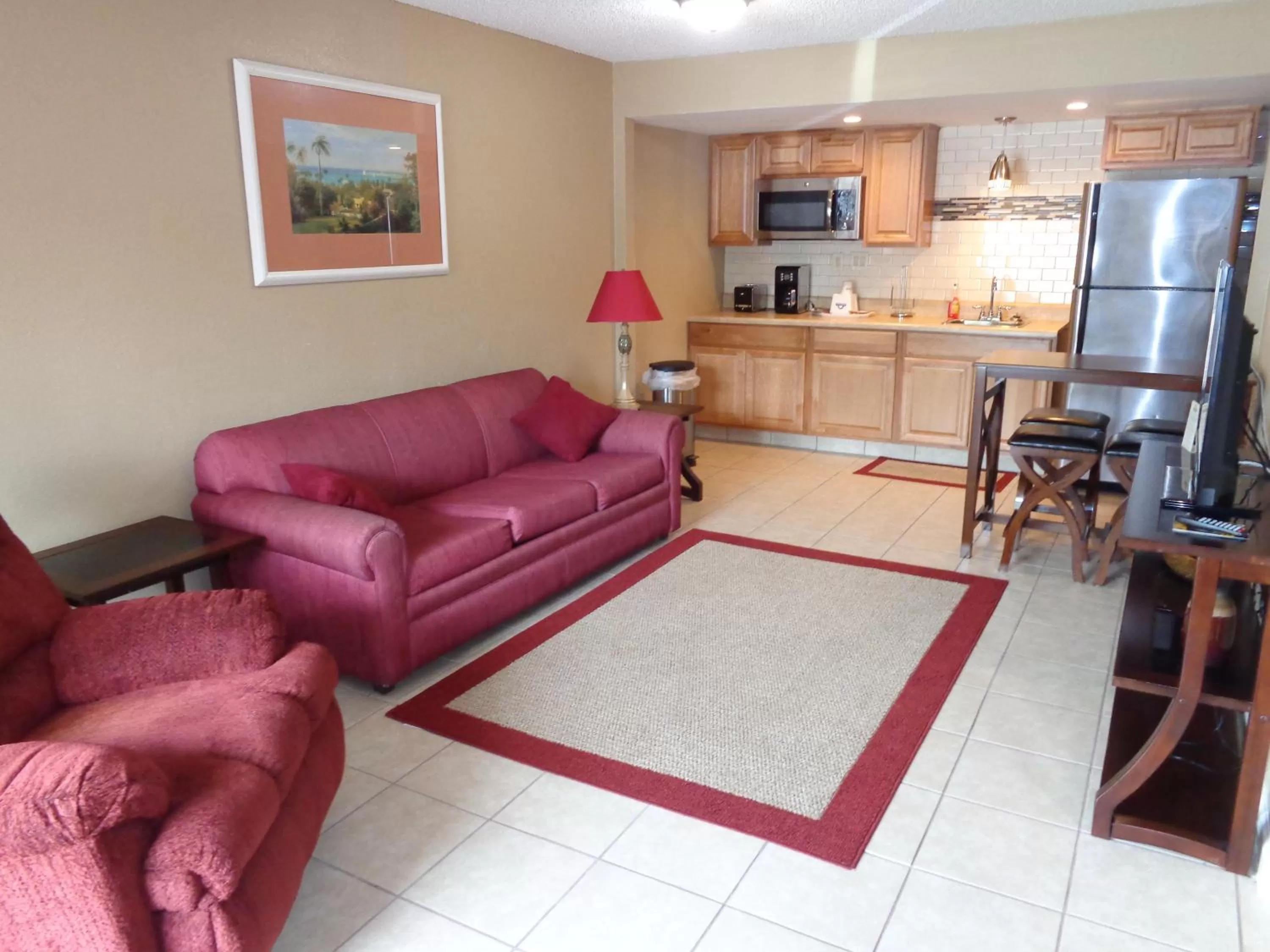 Seating area in Days Inn by Wyndham Cocoa Cruiseport West At I-95/524