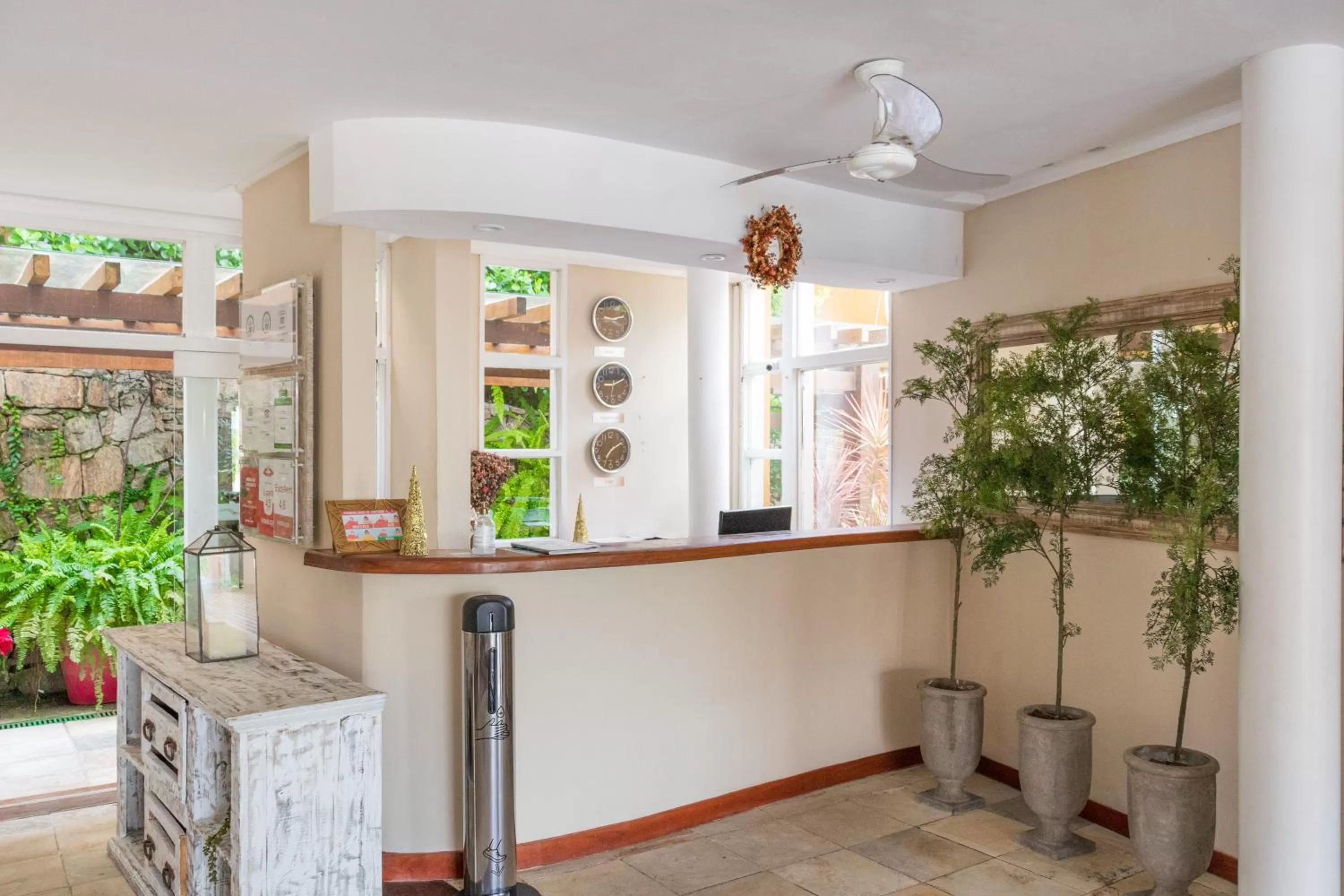 Lobby or reception in Bahiamarela Boutique Hotel & SPA