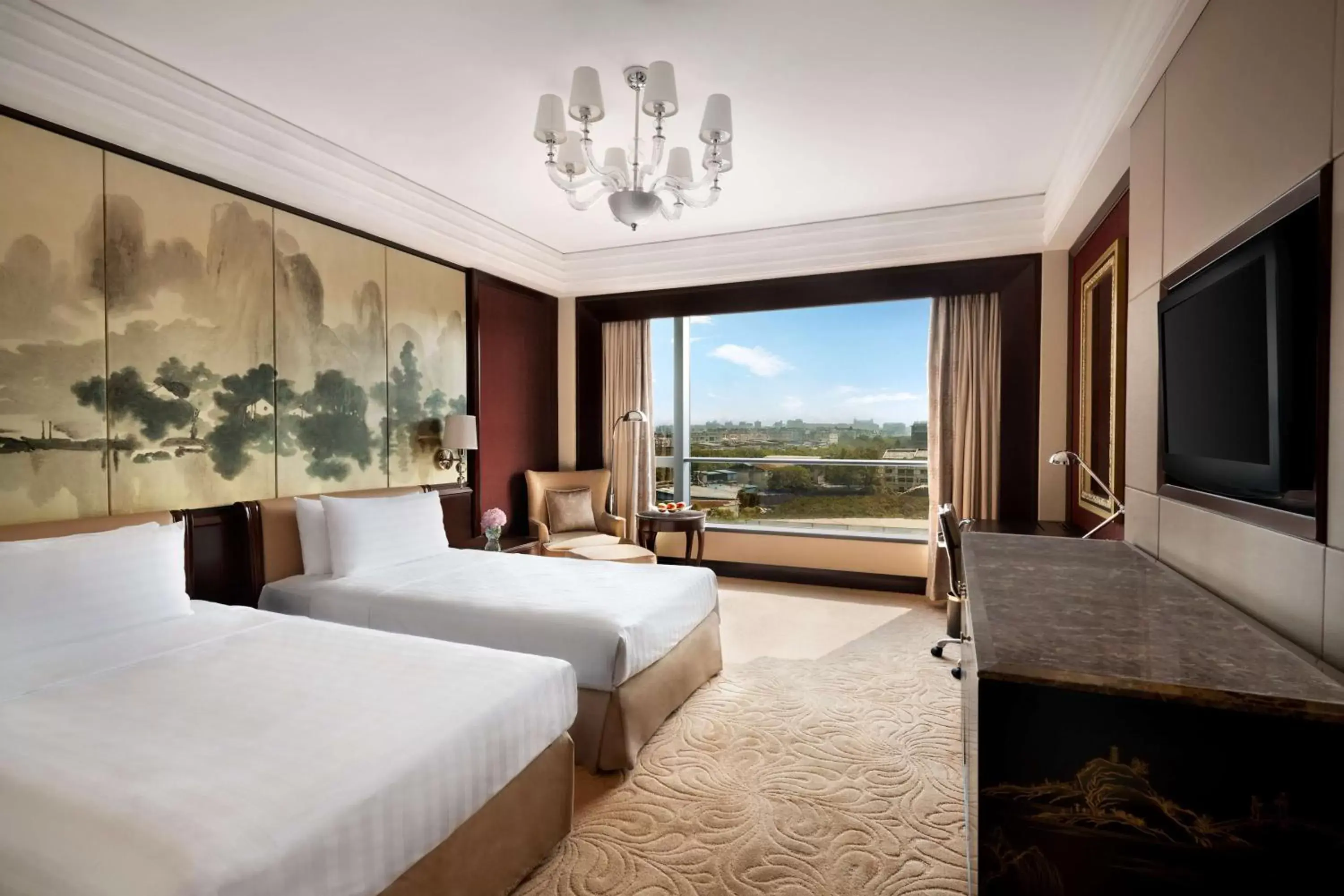 Photo of the whole room in Shangri-La Guilin