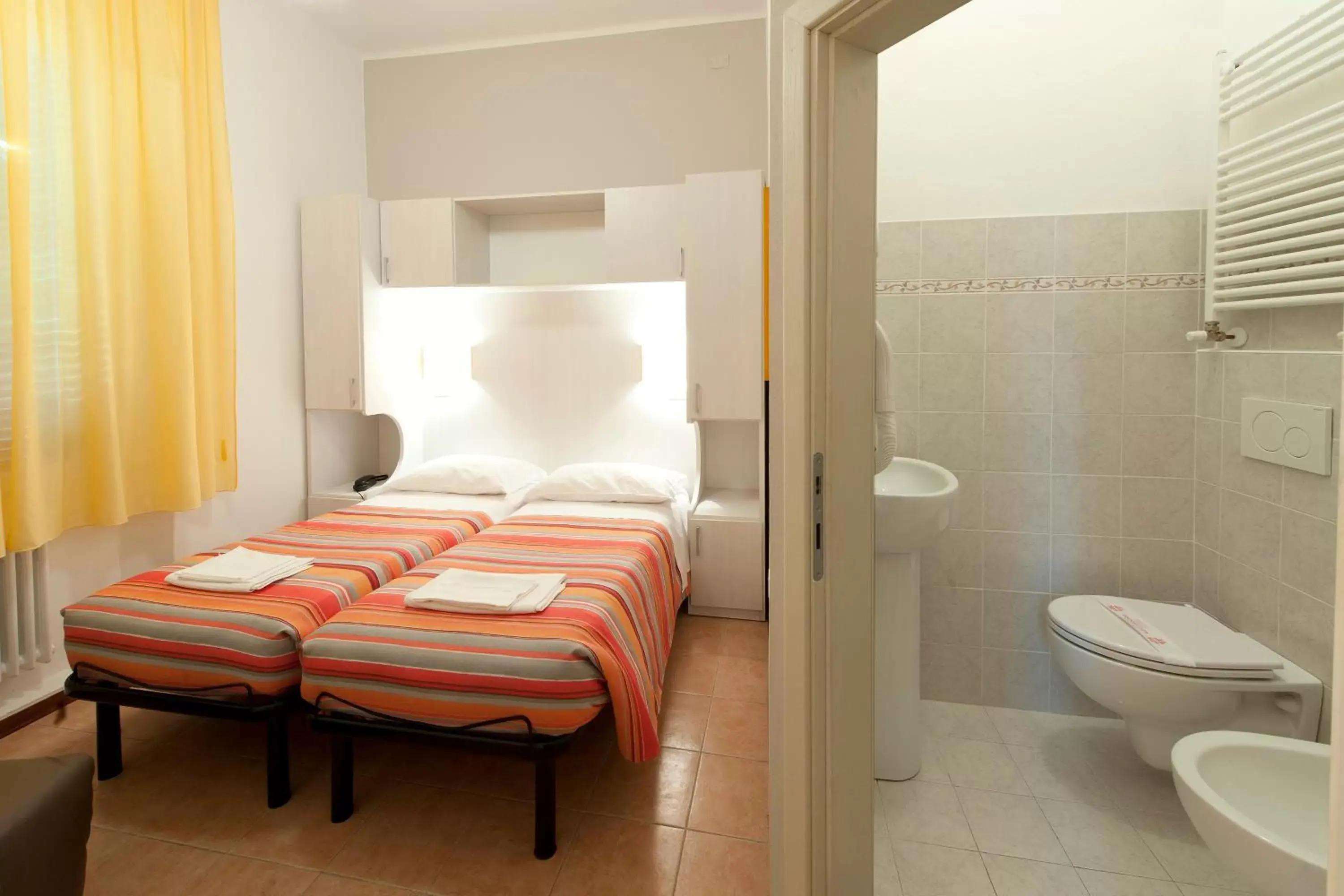 Photo of the whole room, Bathroom in Hotel Gardenia