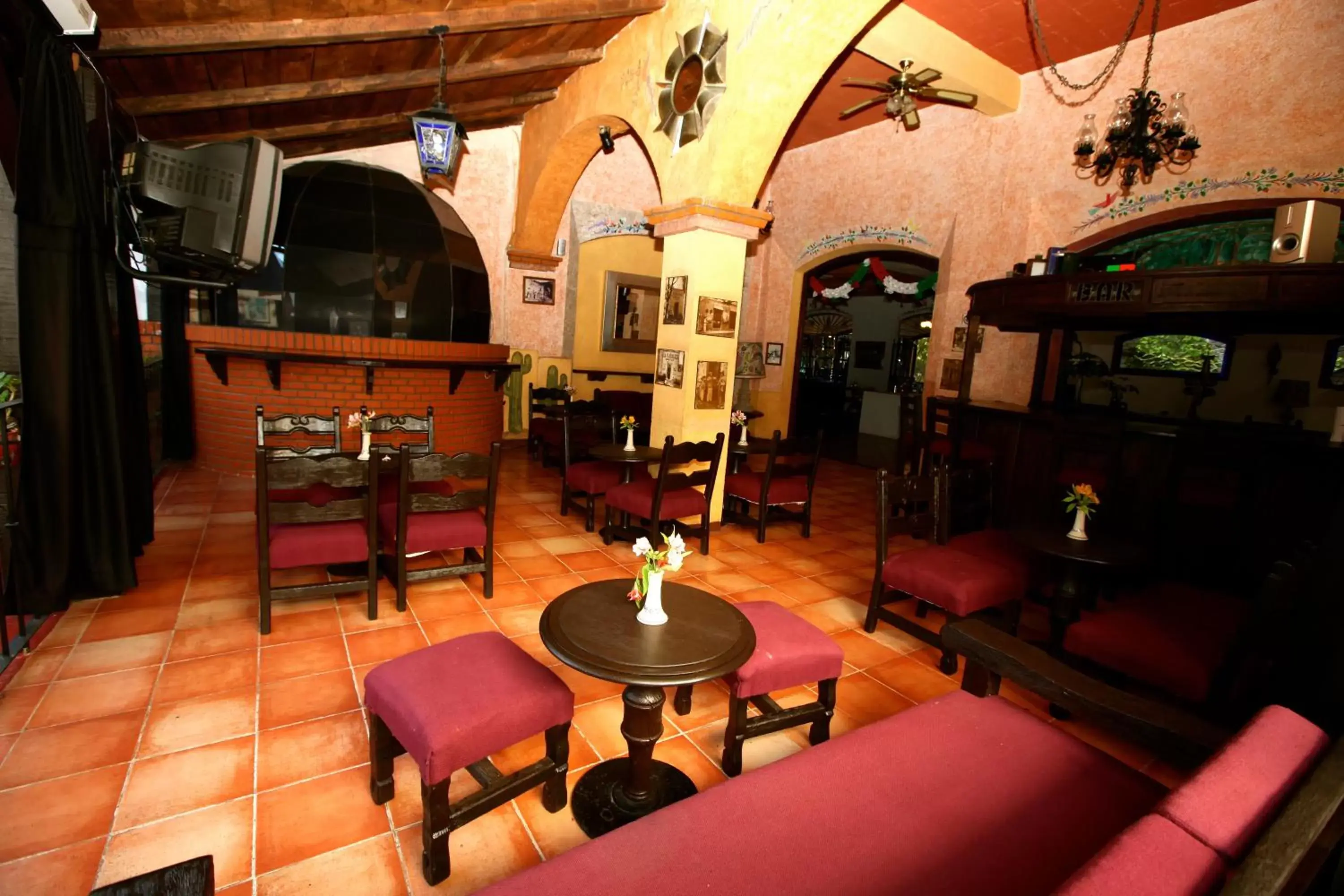 Lounge or bar, Lounge/Bar in Hotel Montetaxco