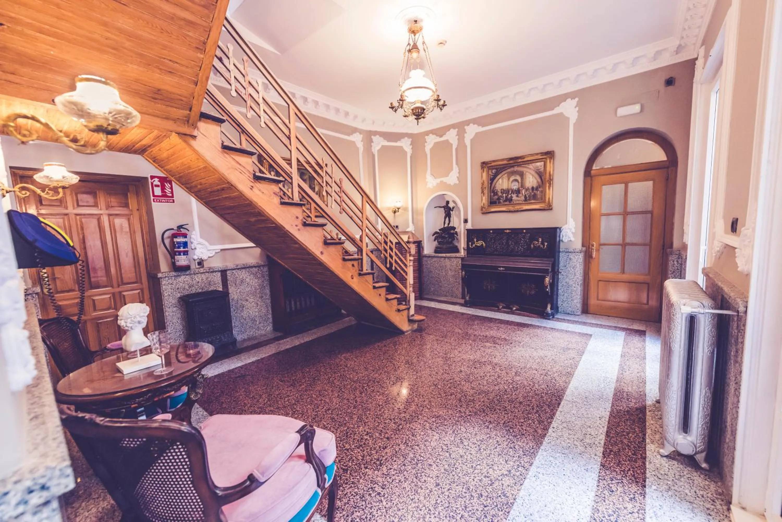 Seating area in Hostal Marlasca