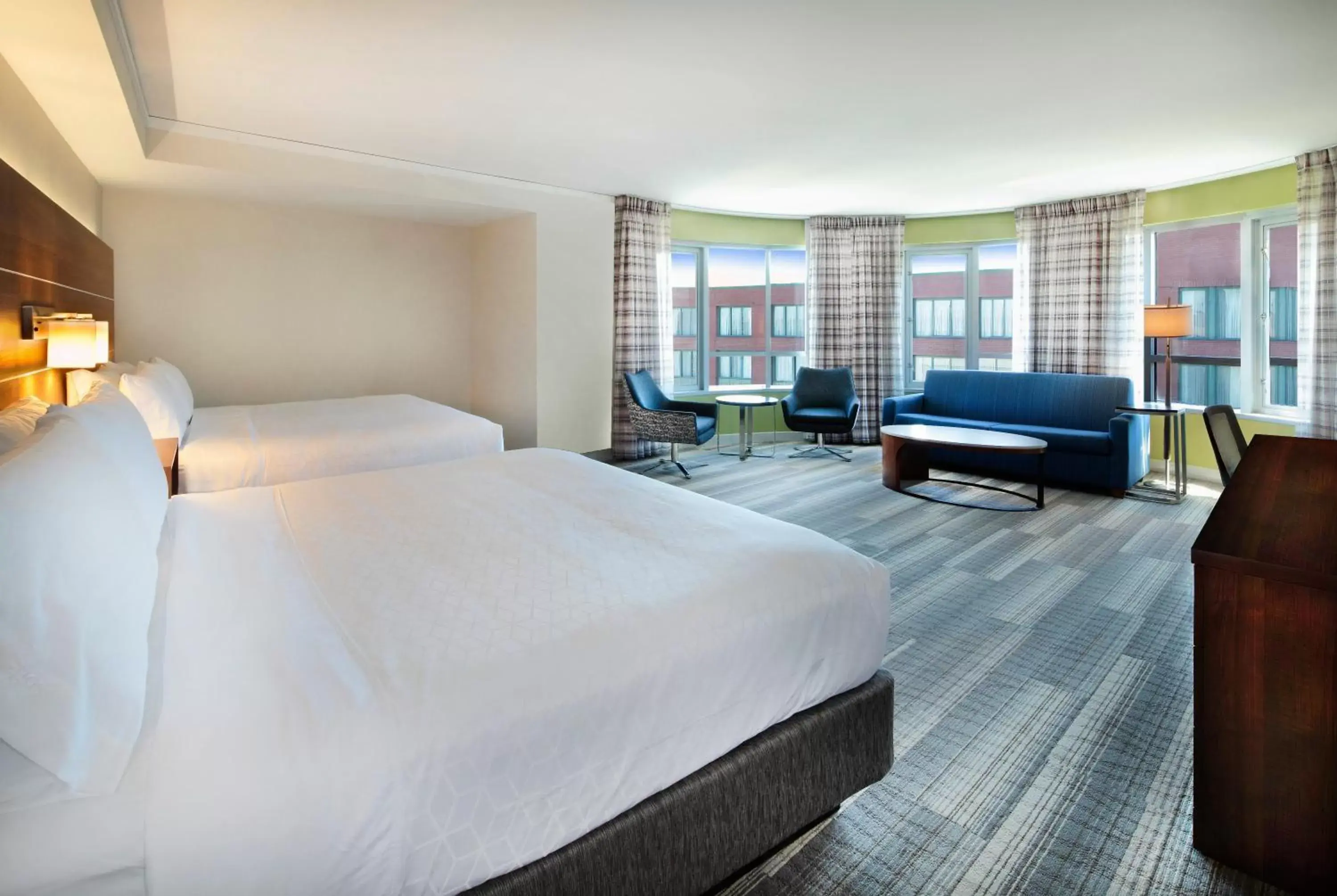 Photo of the whole room in Holiday Inn Express Hotel & Suites Fisherman's Wharf, an IHG Hotel