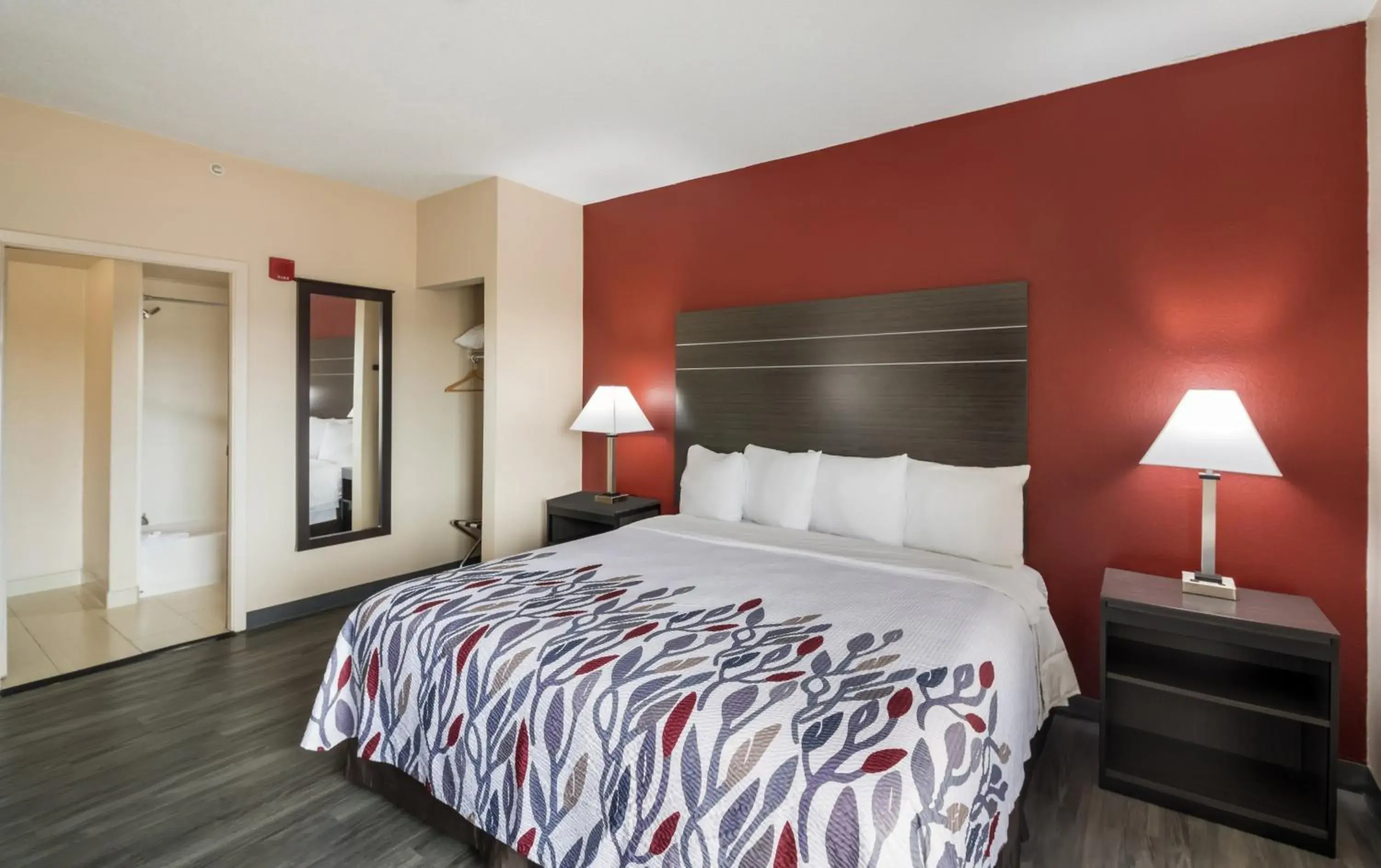 Bedroom, Room Photo in Red Roof Inn & Suites Austin East - Manor
