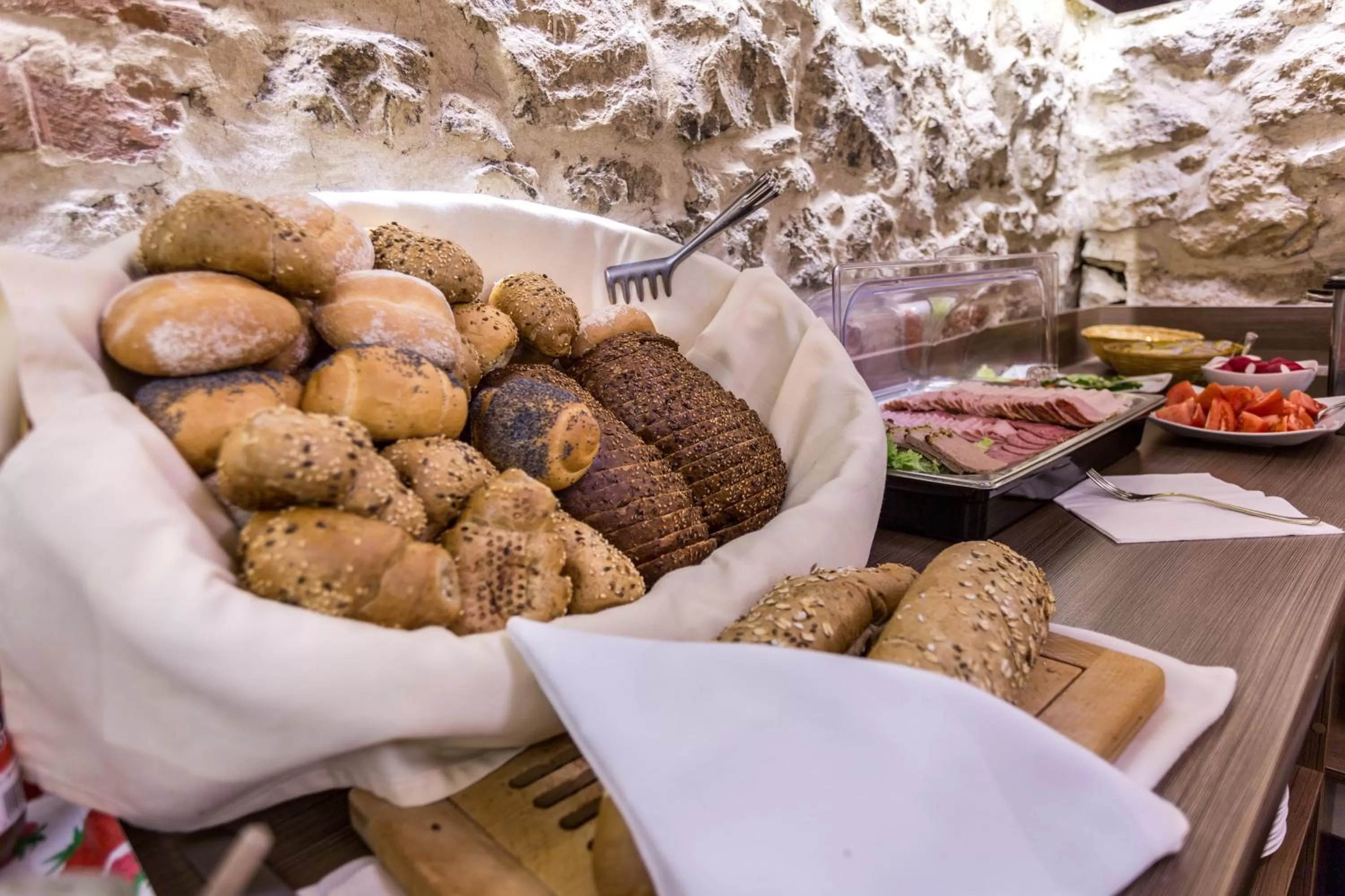 Buffet breakfast in Hotel Elektor Premium