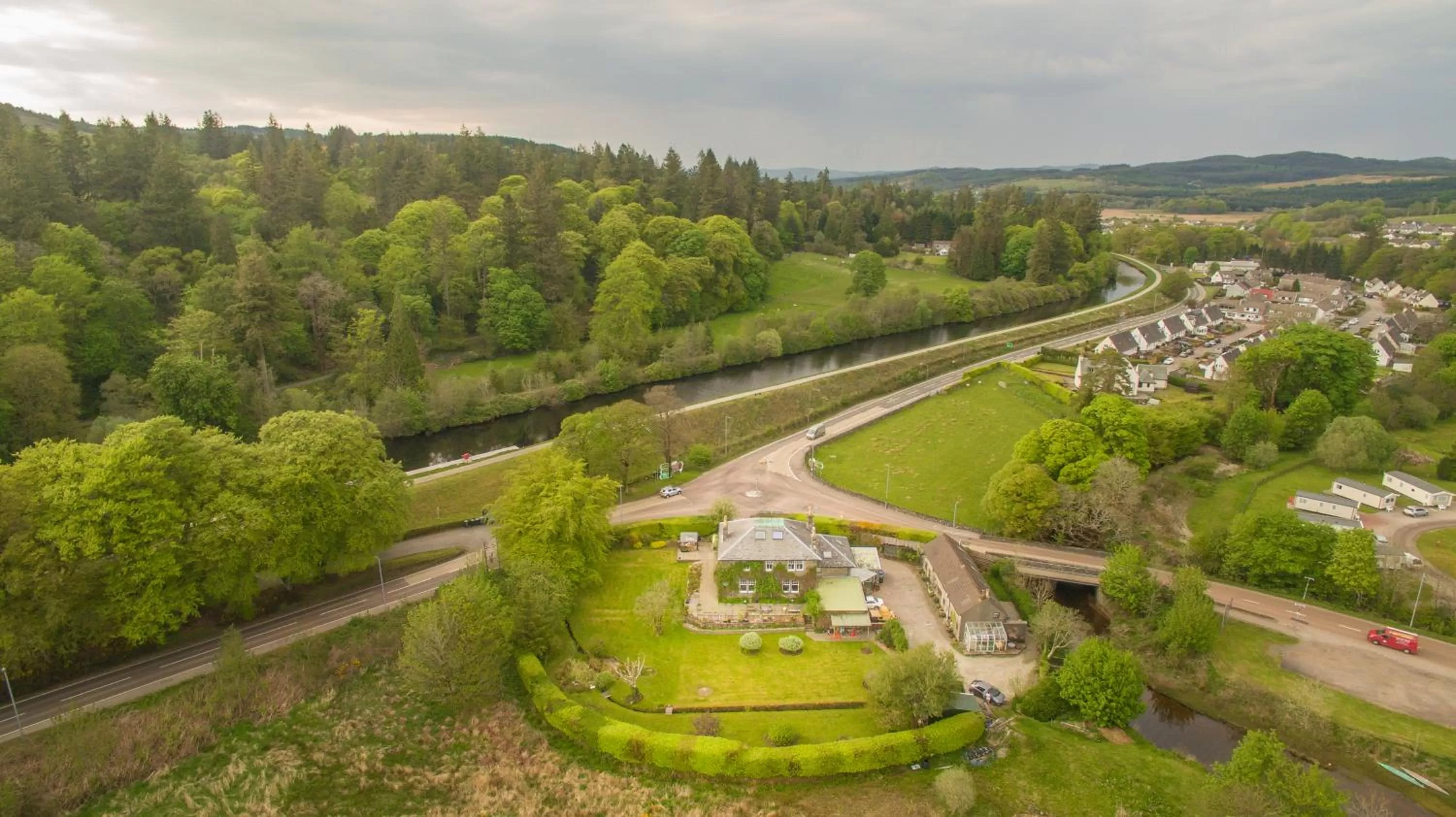 Neighbourhood, Bird's-eye View in The Corran