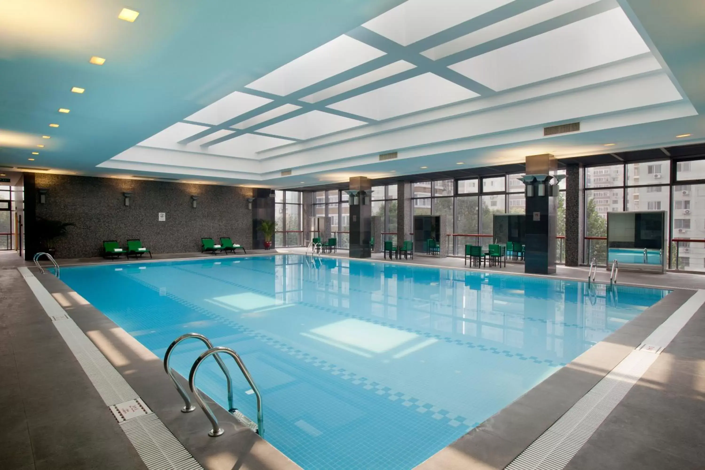 Swimming pool in Holiday Inn Temple Of Heaven Beijing by IHG Swimming pool in Holiday Inn Temple Of Heaven Beijing by IHG