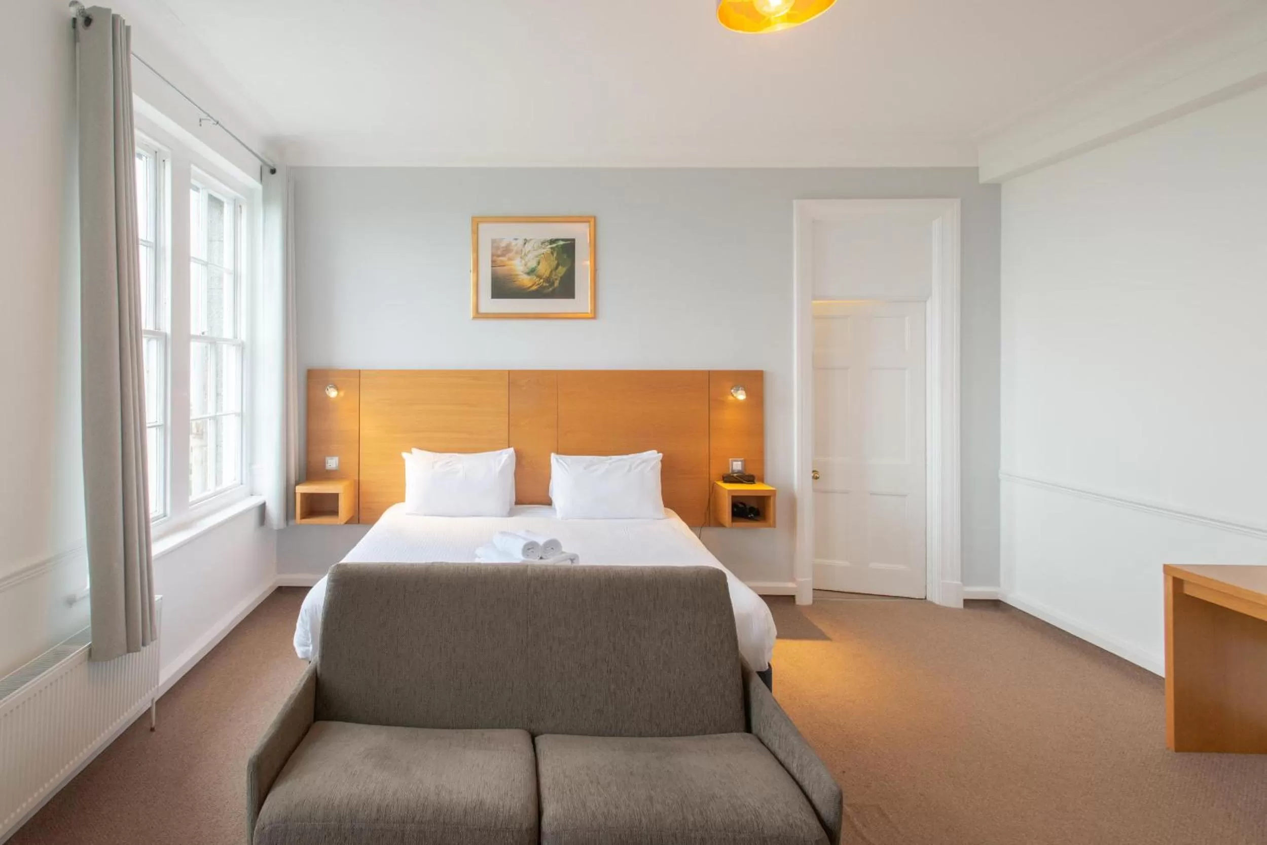 Photo of the whole room, Bed in Tregenna Castle Resort