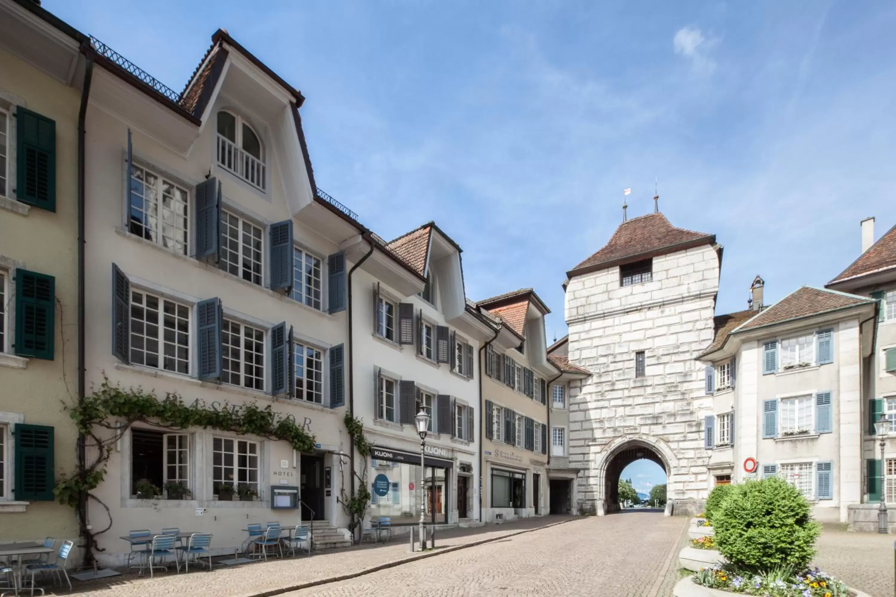 Facade/entrance in Baseltor Hotel & Restaurant