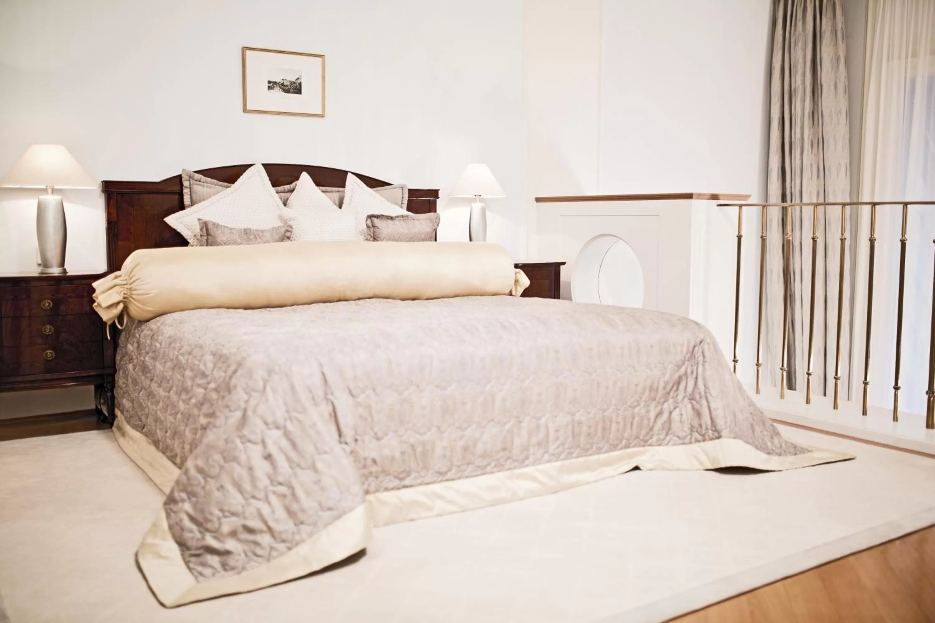 Bed in Palais Coburg Hotel