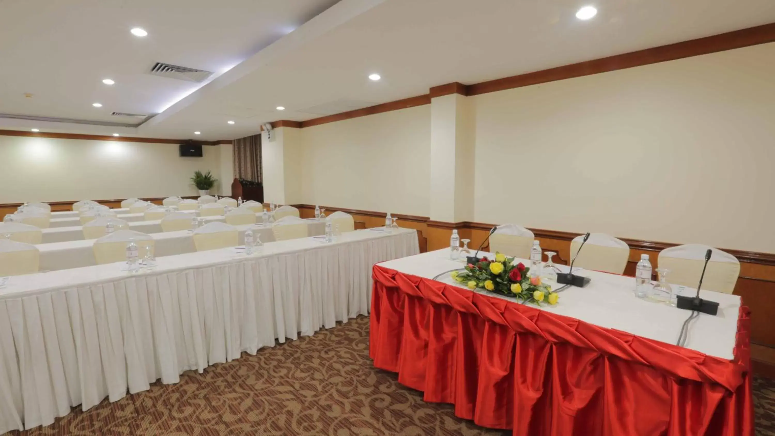 Banquet/Function facilities, Banquet Facilities in Phnom Penh Hotel