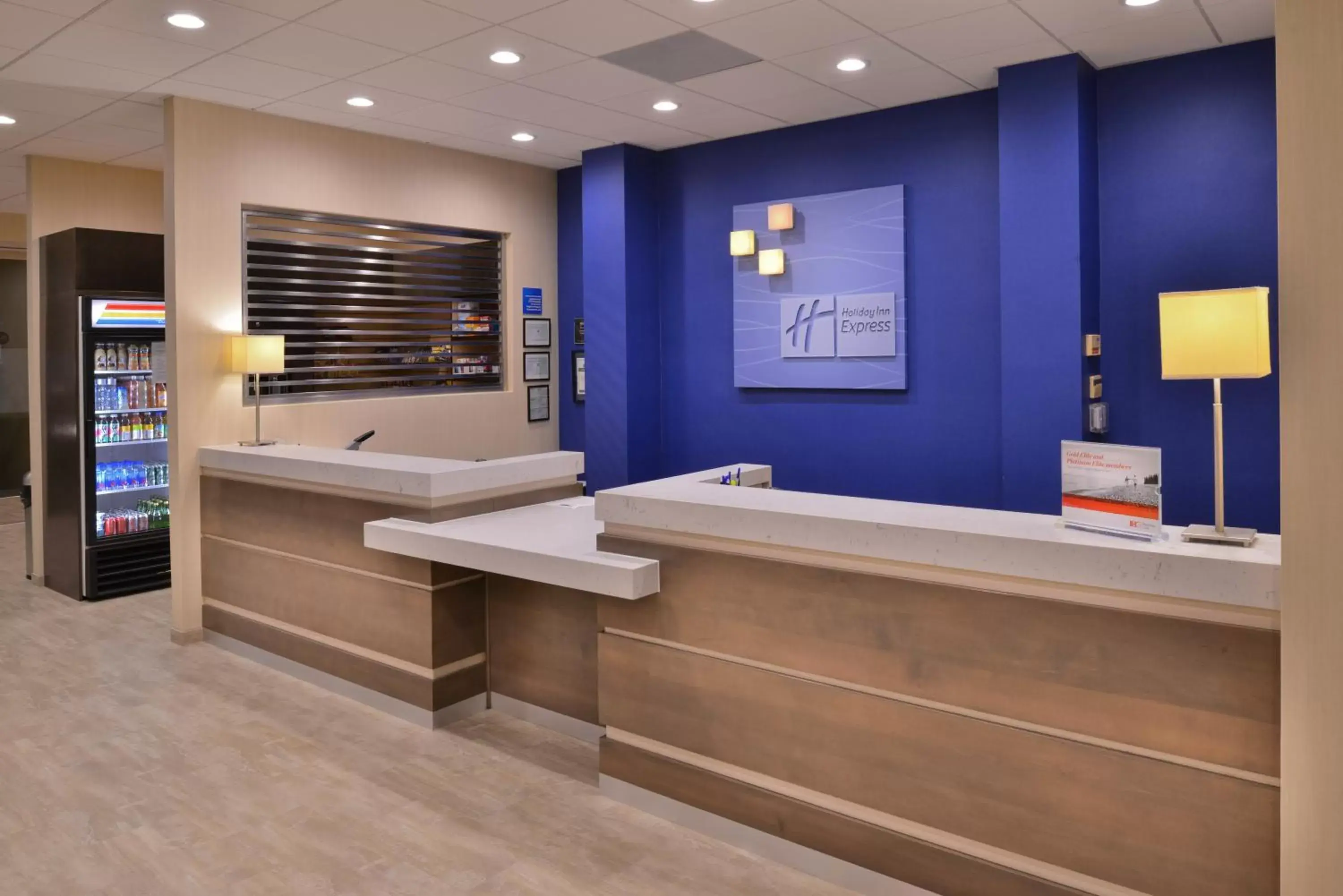 Lobby or reception, Lobby/Reception in Holiday Inn Express Hotel & Suites Pasadena-Colorado Boulevard, an IHG Hotel