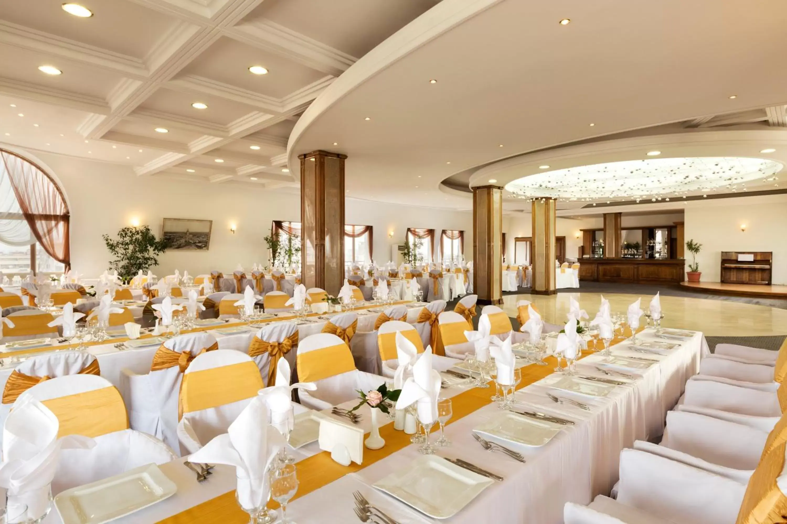 Food and drinks, Banquet Facilities in Ramada Plovdiv Trimontium